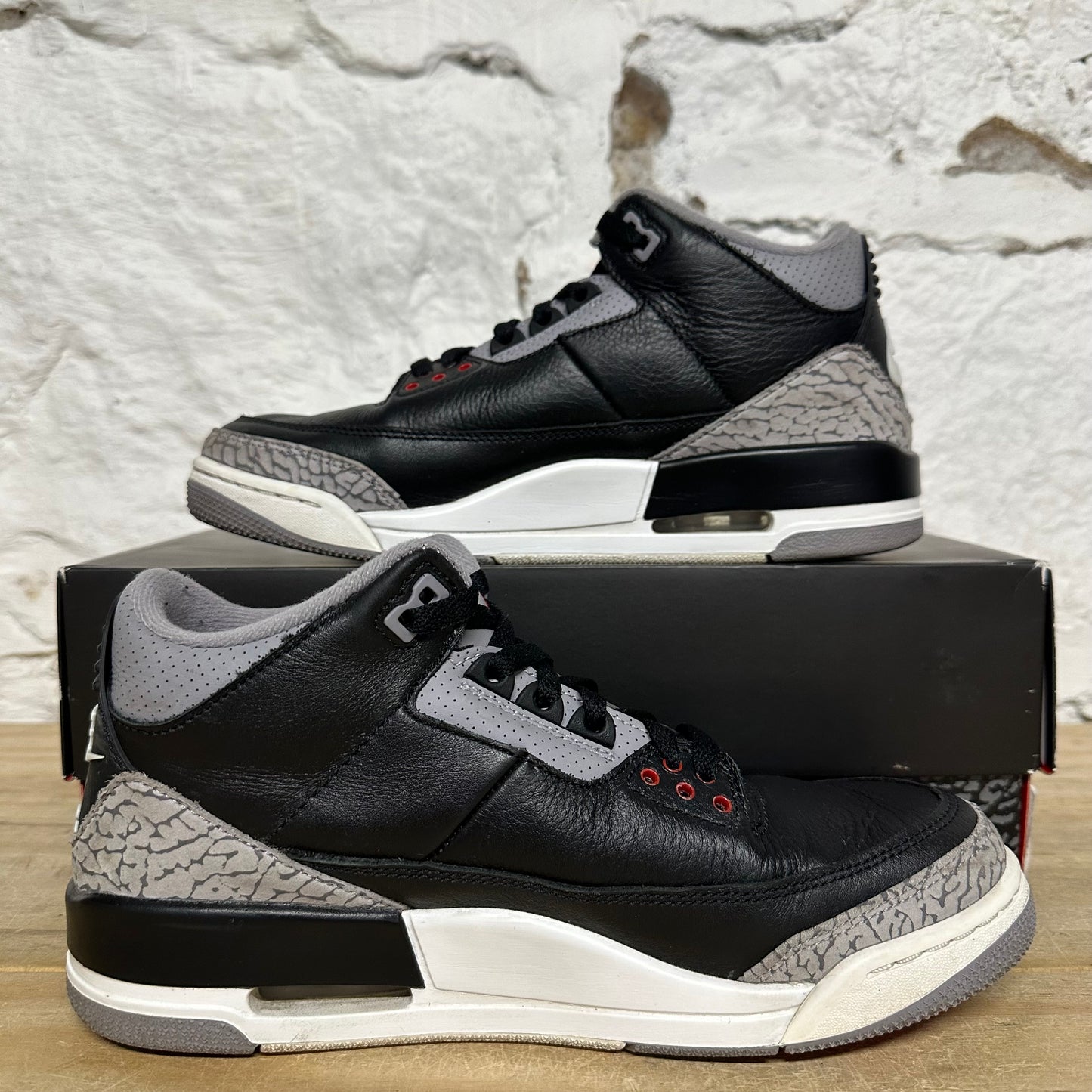 Air Jordan 3 Black Cement Sz 8