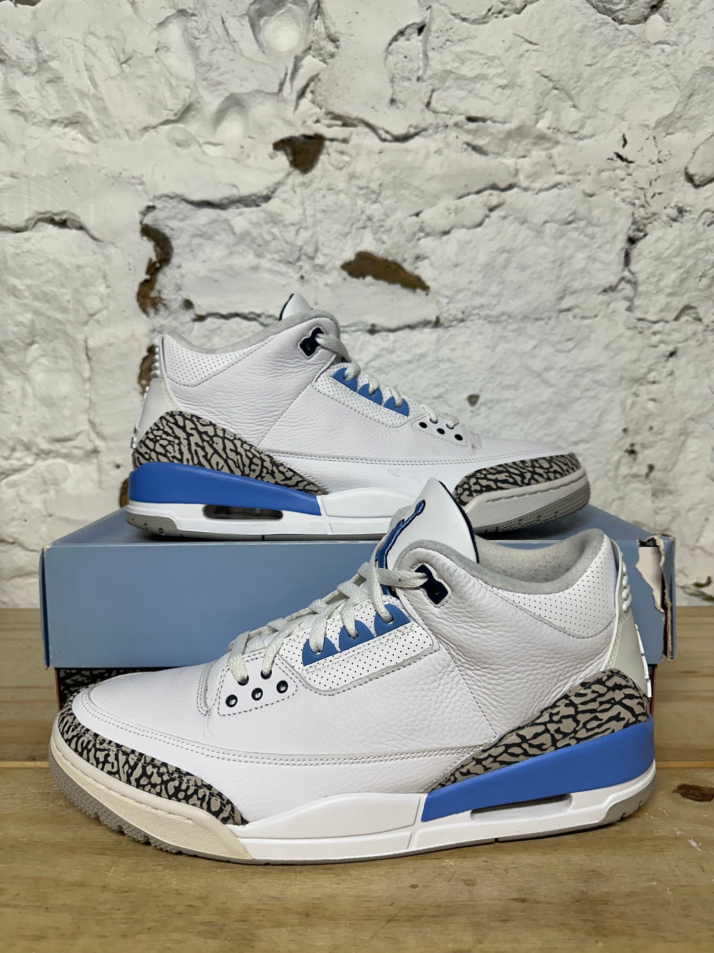 Air Jordan 3 UNC Sz 13