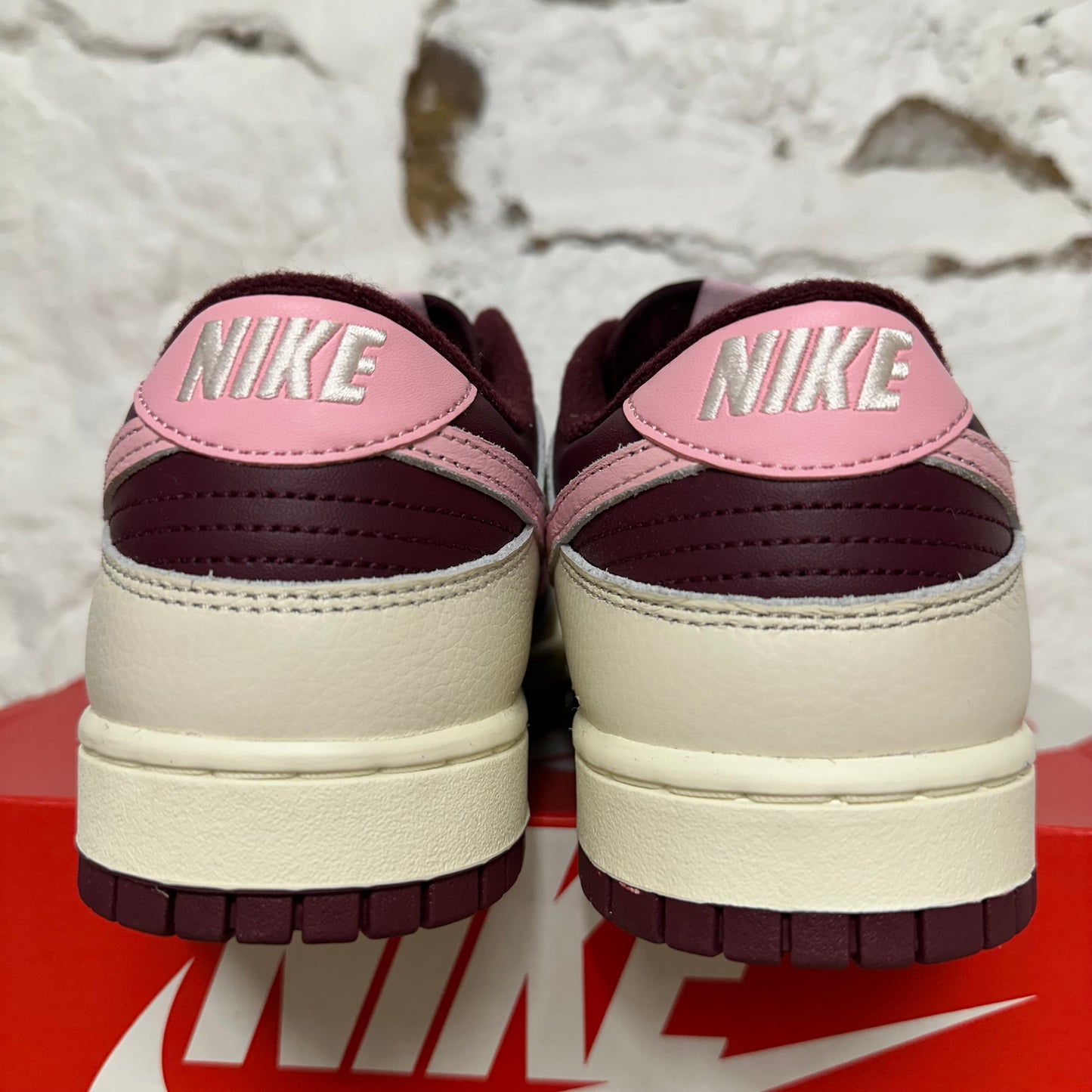 Nike Dunk Low Valentines Day Sz 10.5 DS