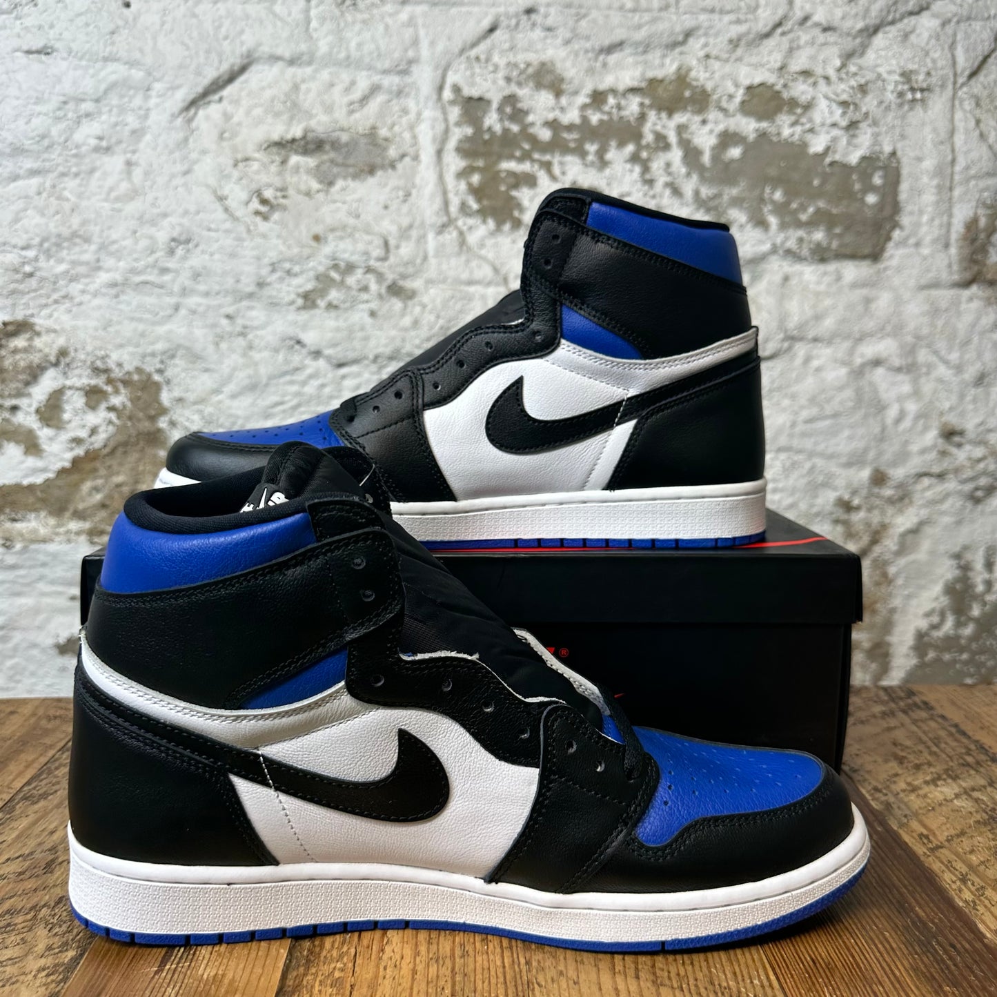 Air Jordan 1 High Royal Toe Sz 12 DS