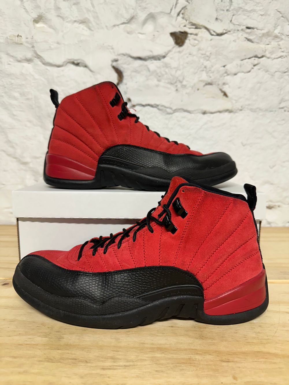Air Jordan 12 Reverse Flu Game Sz 10.5
