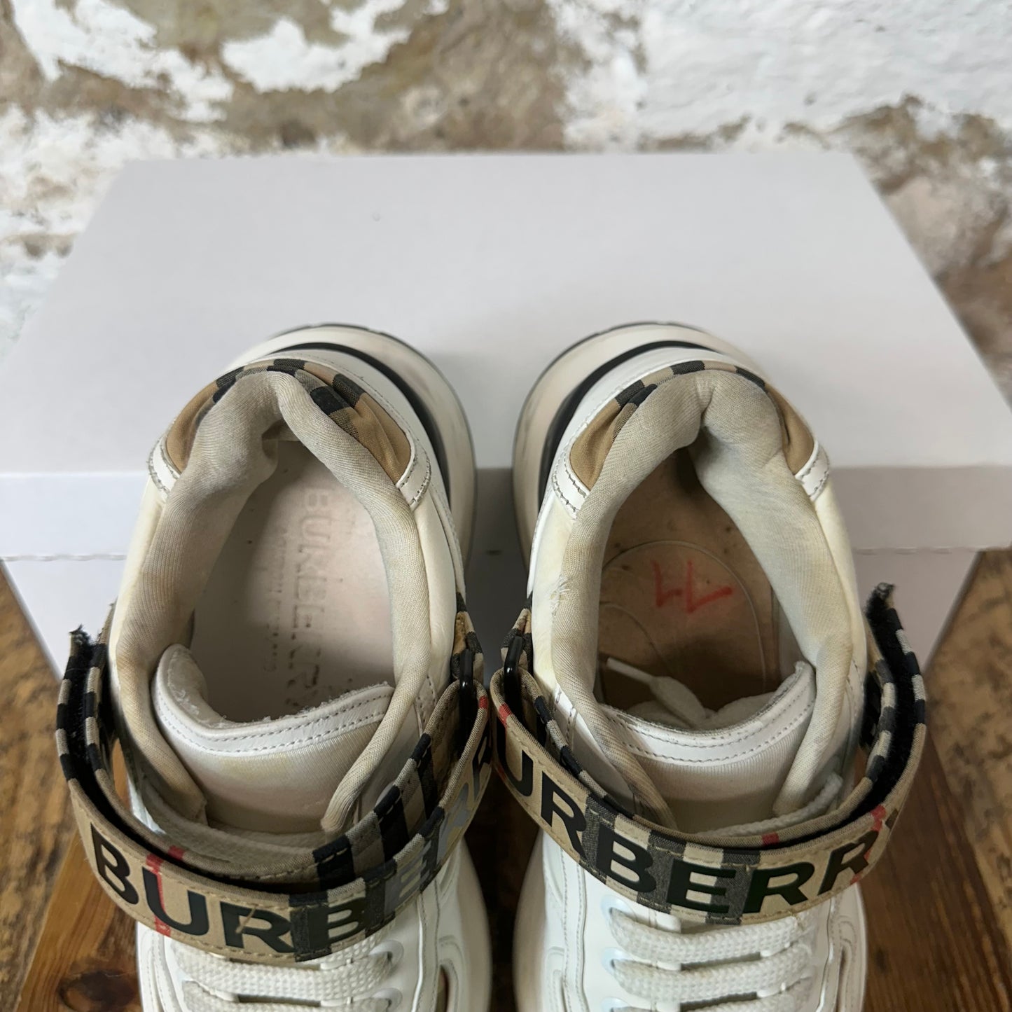 Burberry Ramsey Tan Plaid White Sneaker Sz 4.5 (36.5)