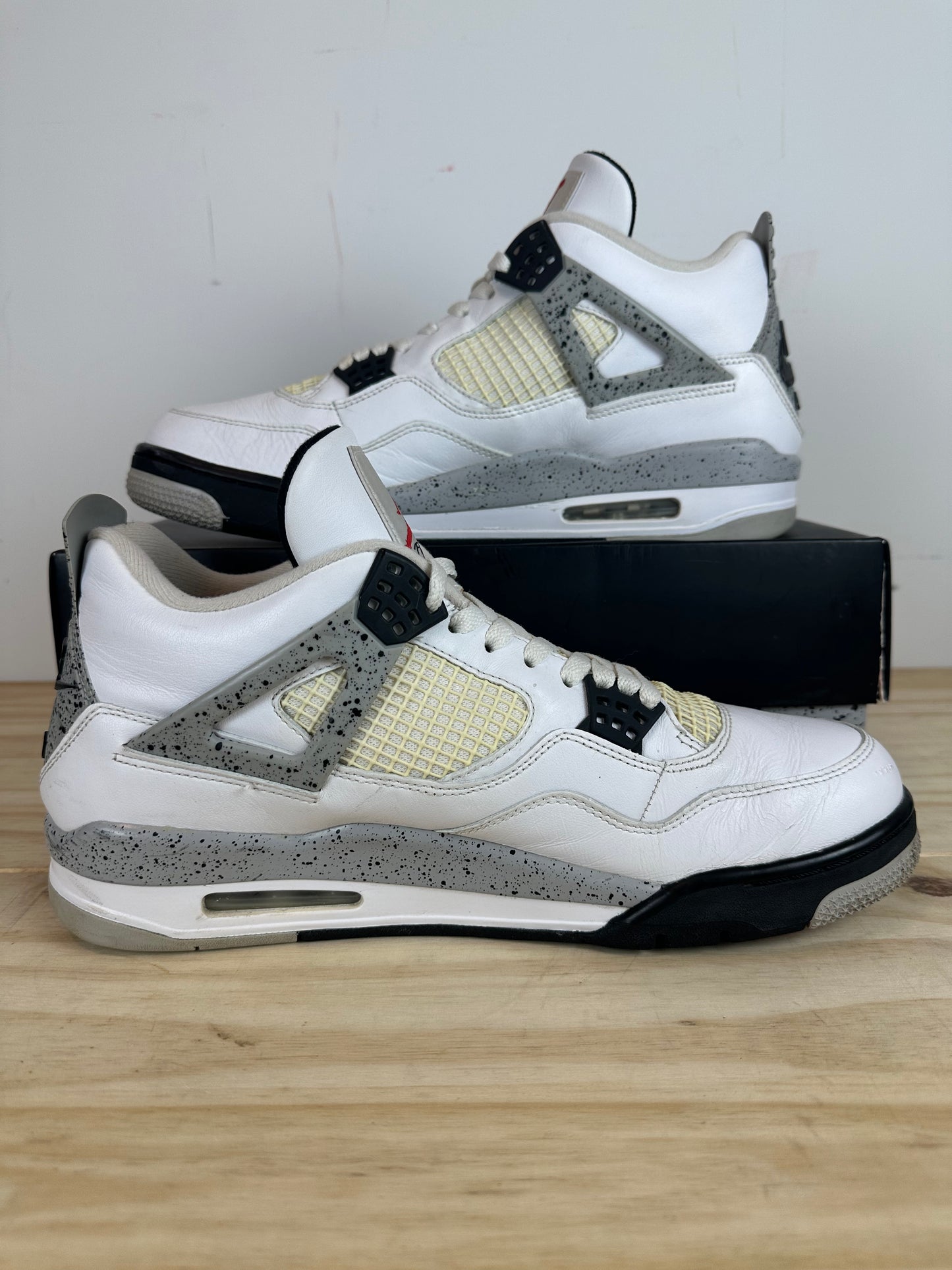 Air Jordan 4 White Cement Sz 12