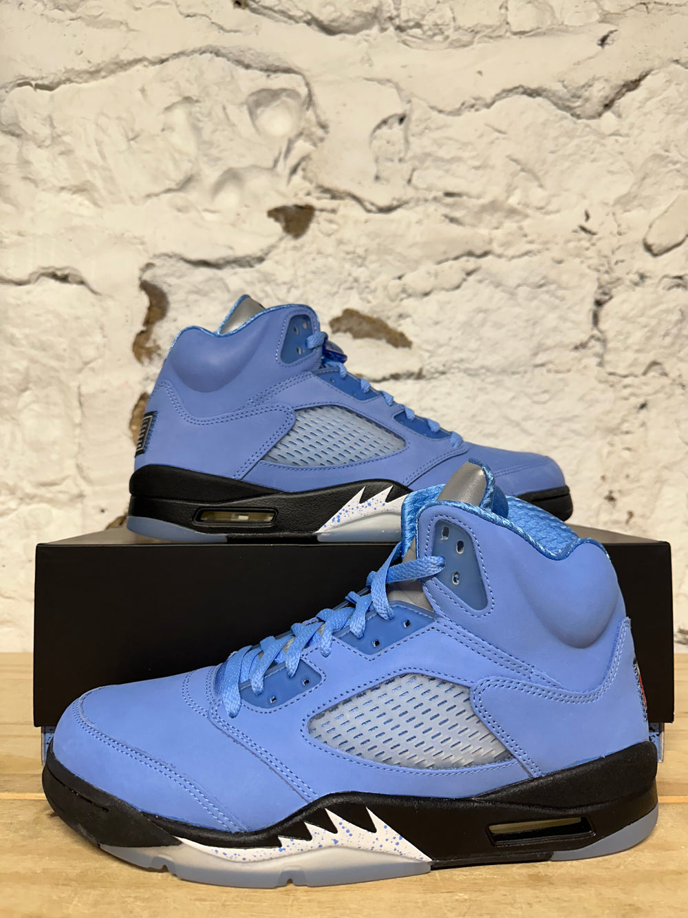 Air Jordan 5 UNC University Blue Sz 10.5 DS