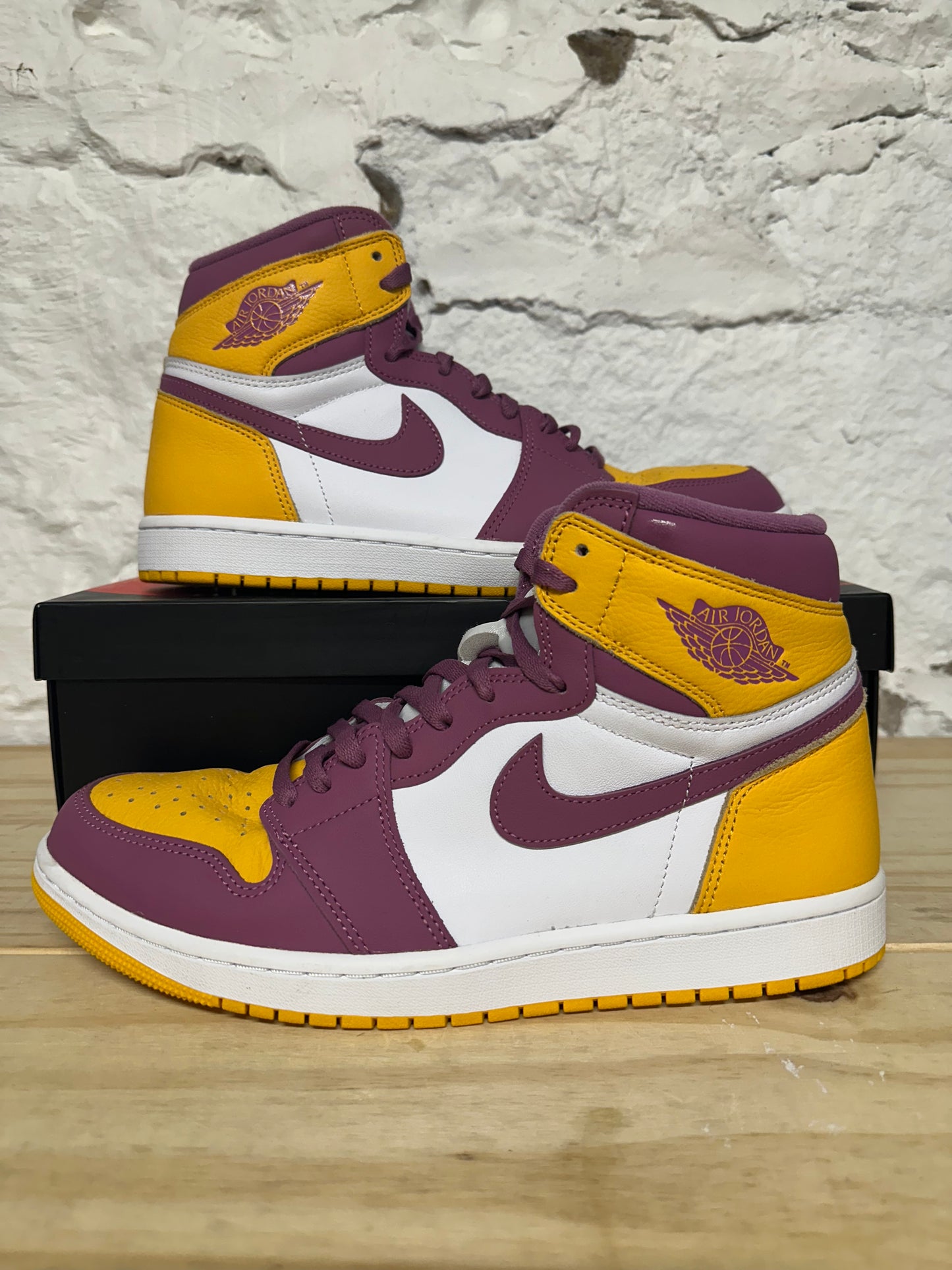 Air Jordan 1 High Brotherhood Sz 11.5