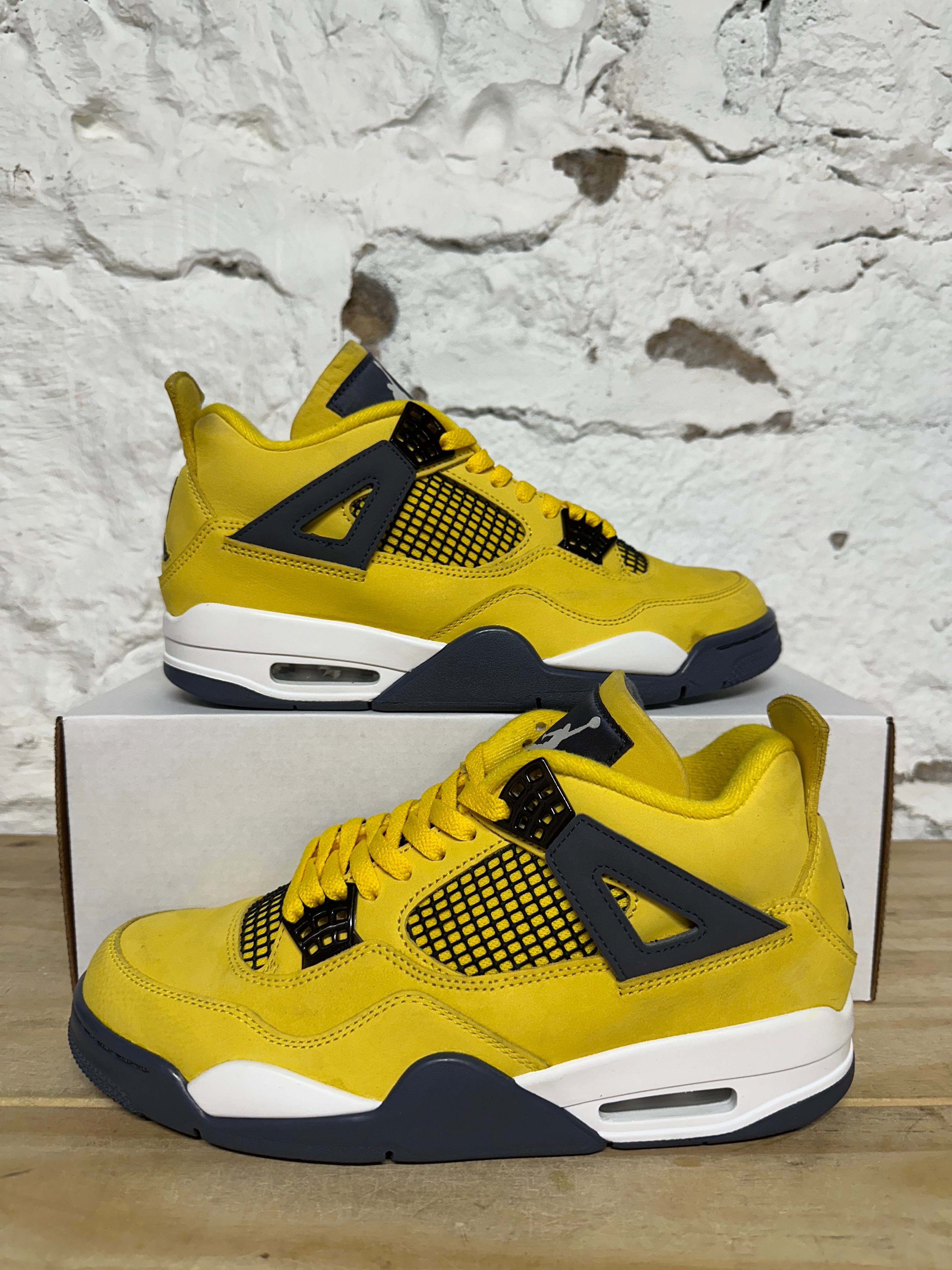 Air Jordan 4 Lightning Sz 9