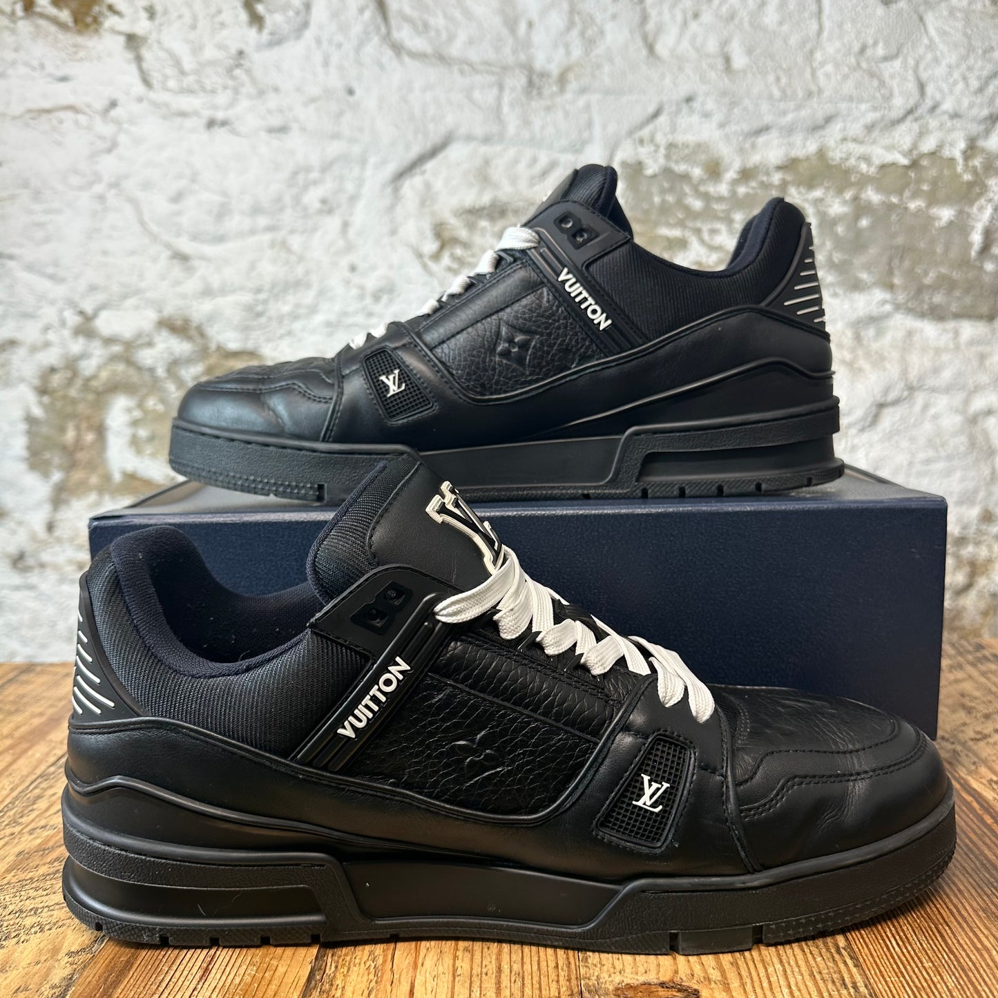 Louis Vuitton Triple Black Trainer Sneaker Sz 11.5 (10LV)