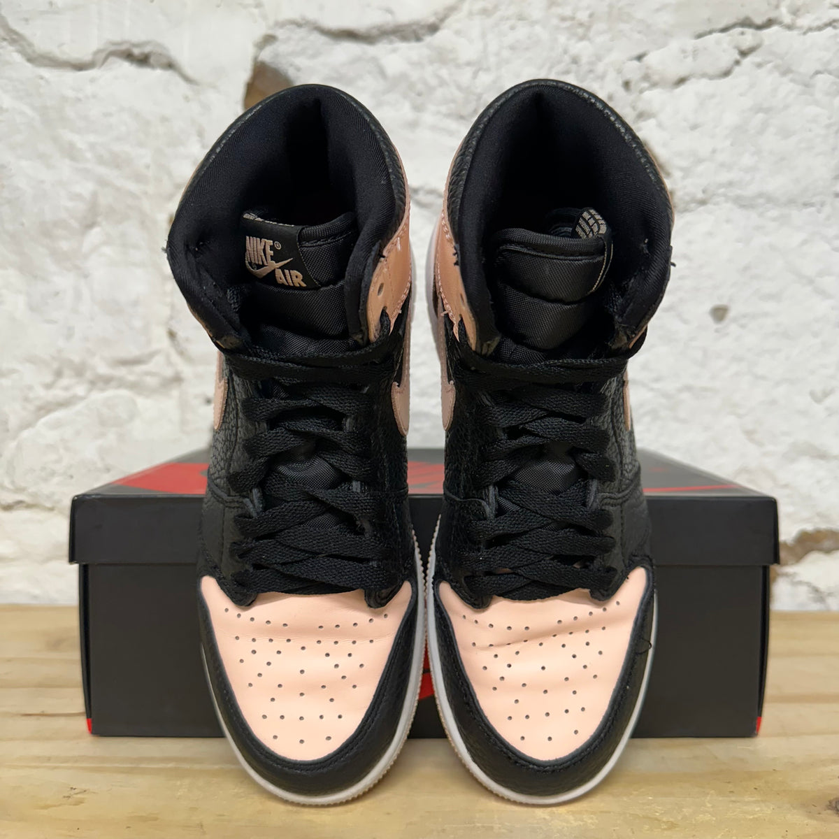 Air Jordan 1 High Crimson Tint Sz 5.5Y