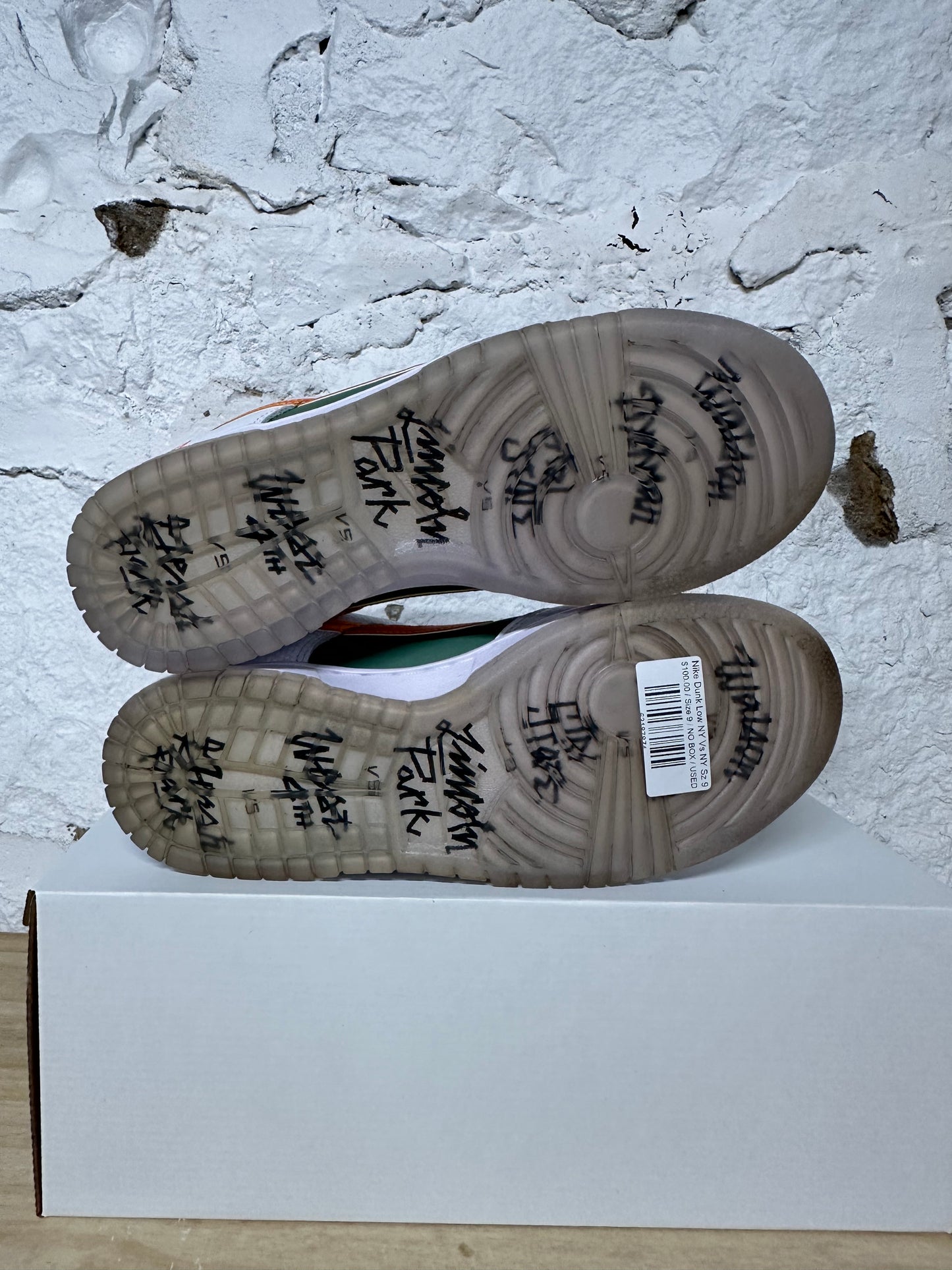 Nike Dunk Low NY Vs NY Sz 9