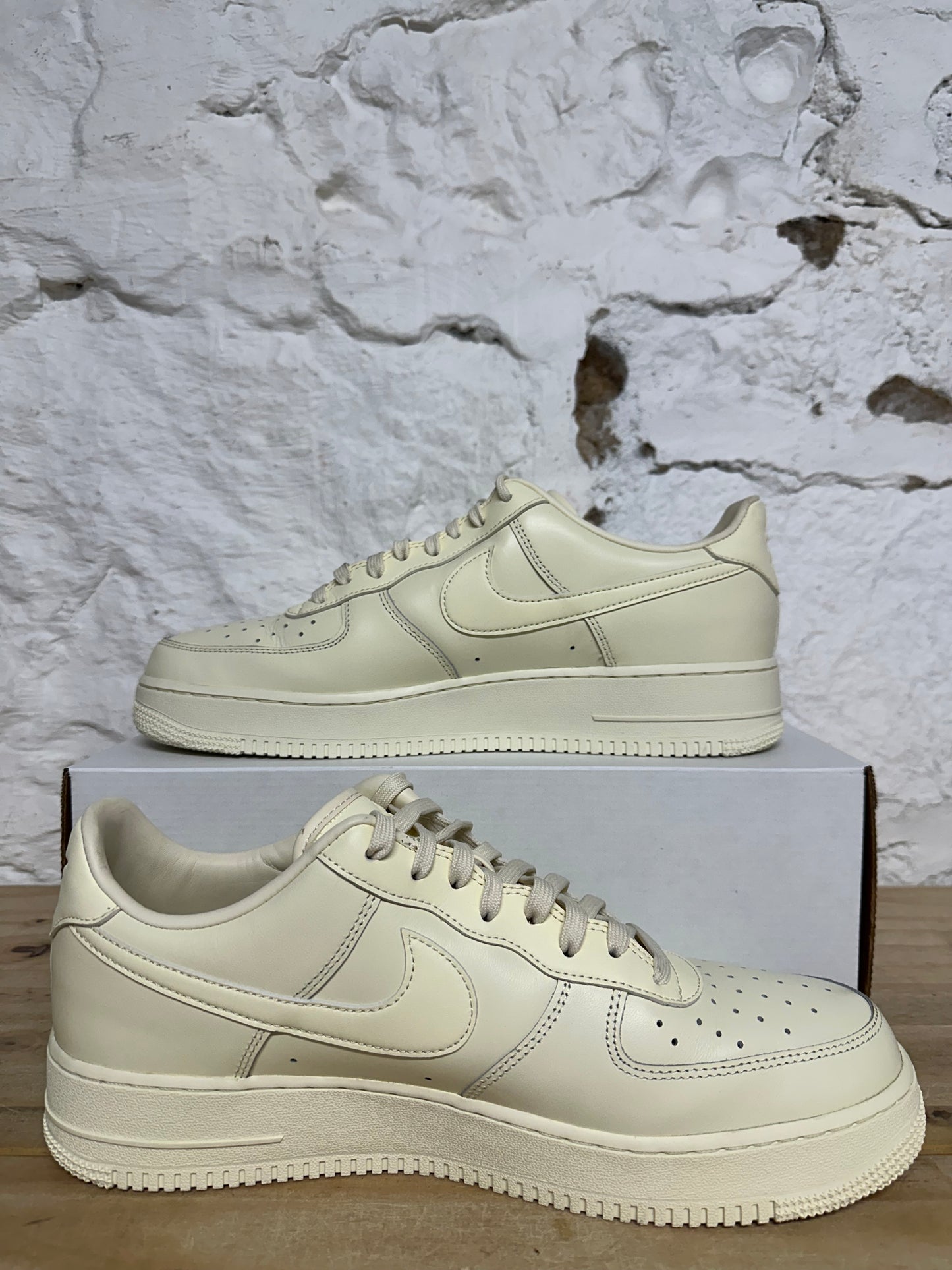 Nike Air Force 1 Low Coconut Milk Sz 12.5