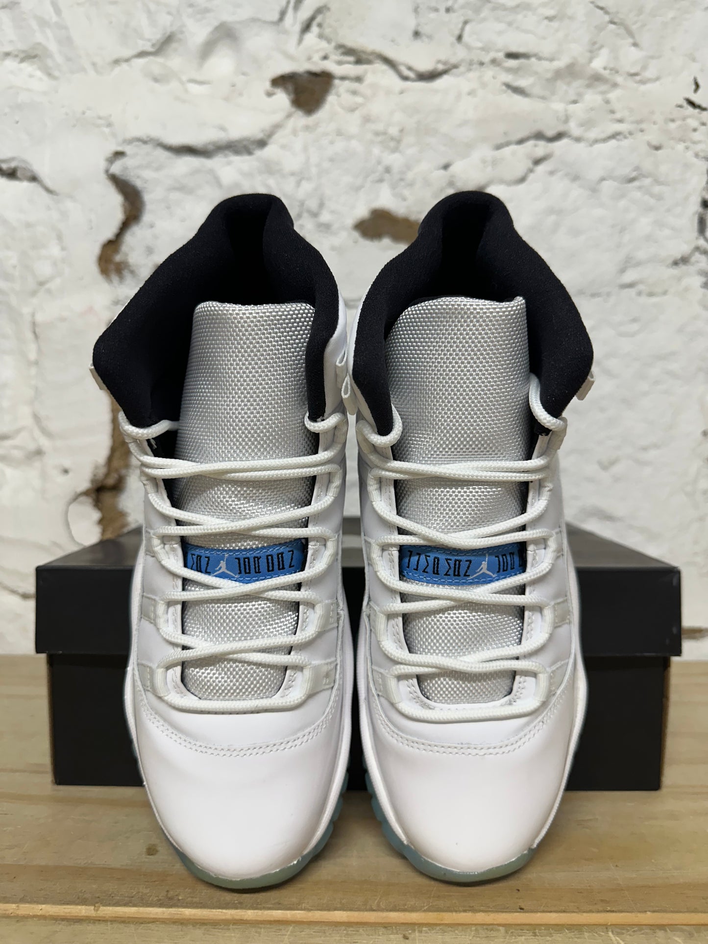 Air Jordan 11 Legend Blue (2014) Sz 5.5Y DS