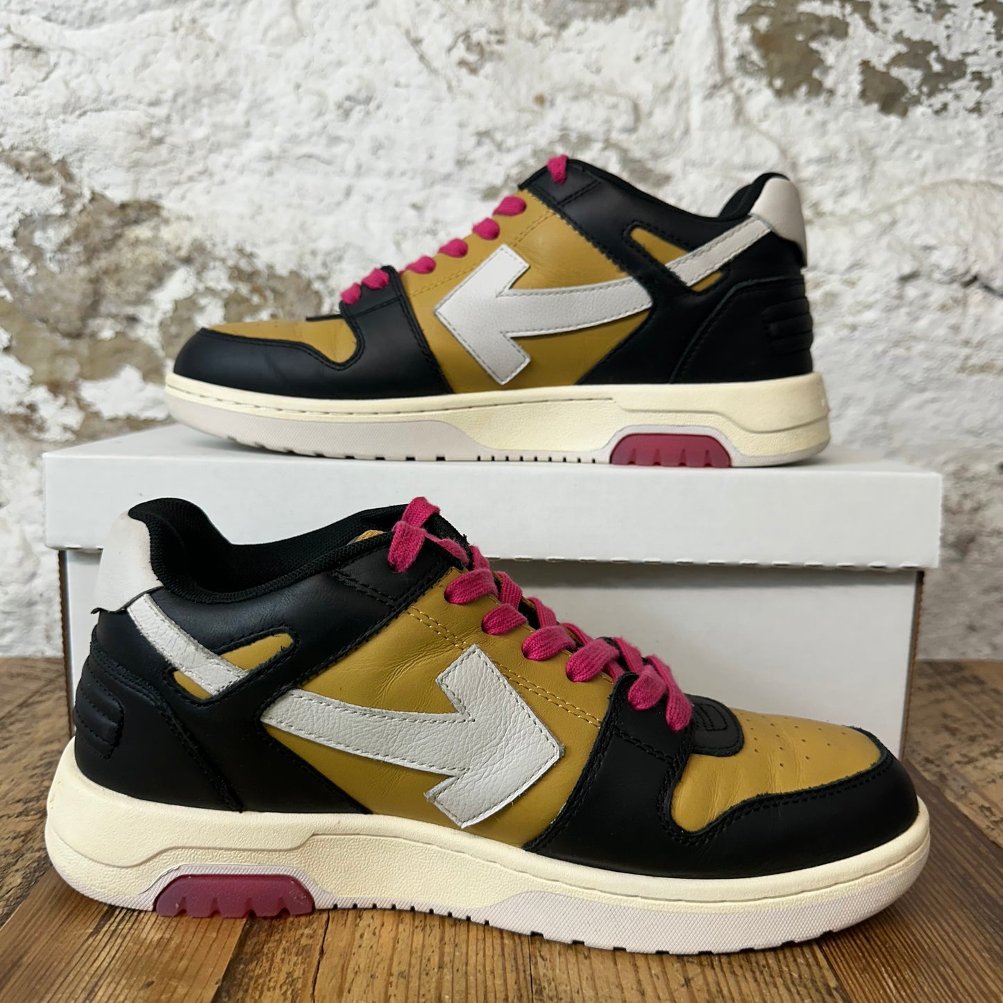 Off-White Out Of Office Mustard Gray Sneaker Sz 7 (40) No Box