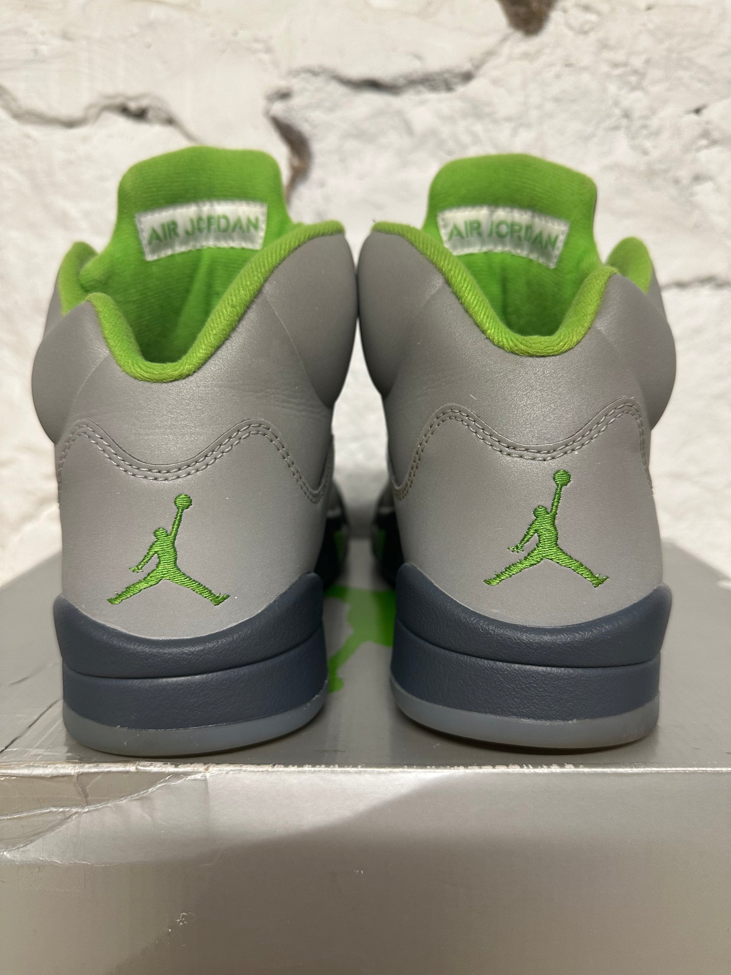 Air Jordan 5 Green Bean Sz 8.5