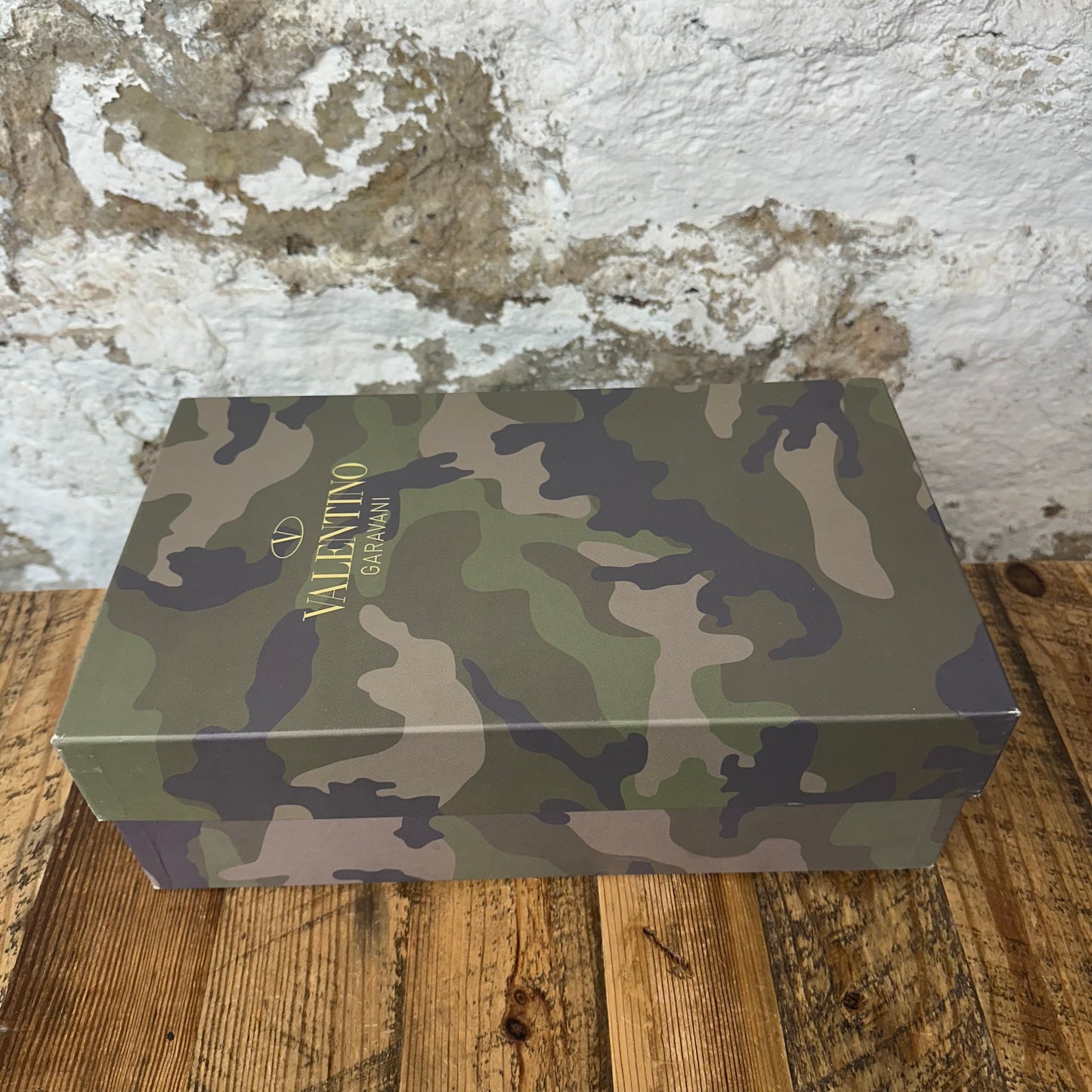 Valentino Blue Camo Black Rock Runner Sneaker Sz 8 (41)