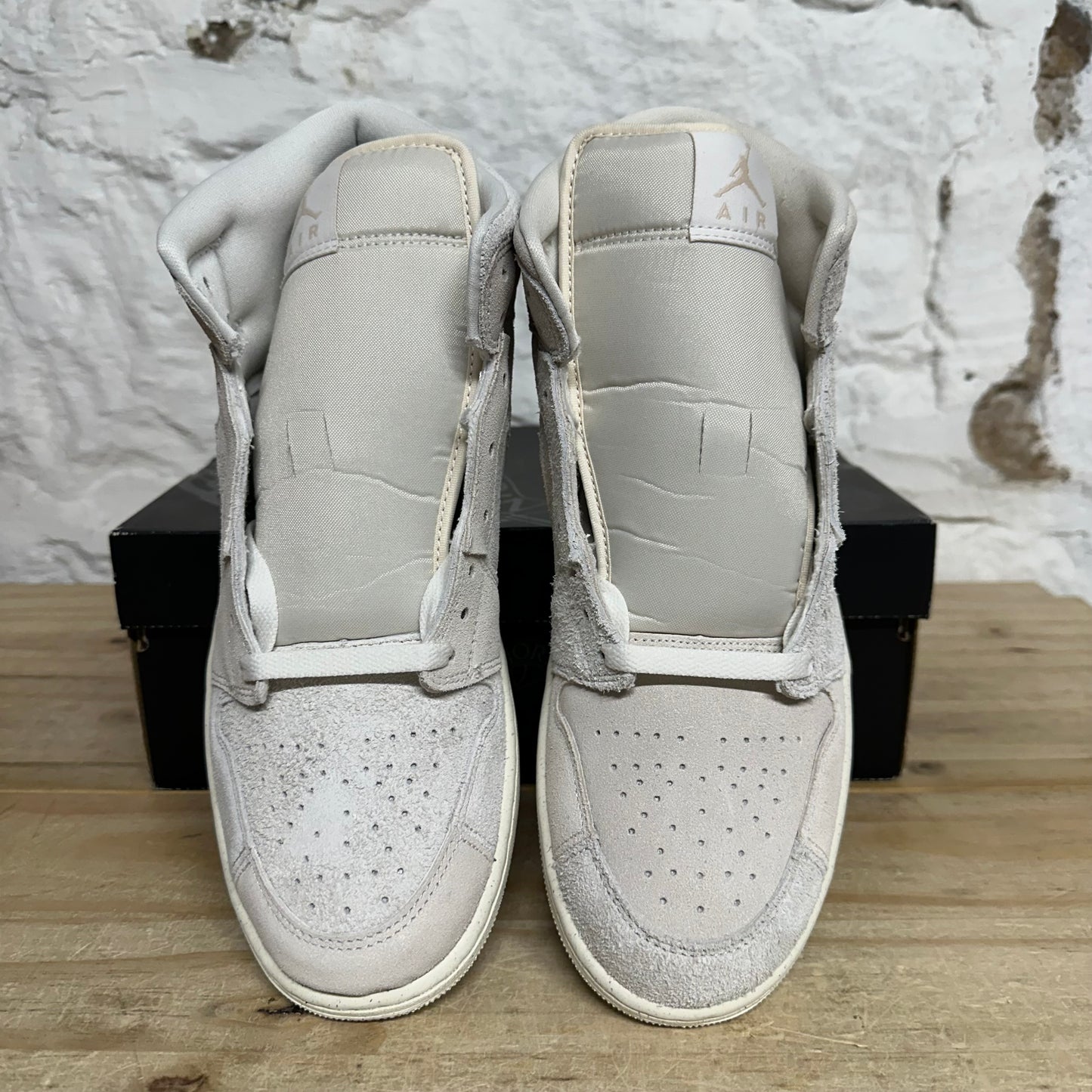 Air Jordan 1 Mid Craft Pale Ivory Sz 11.5 DS