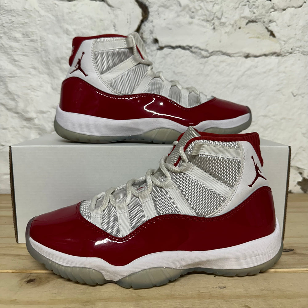 Air Jordan 11 High Cherry Sz 8
