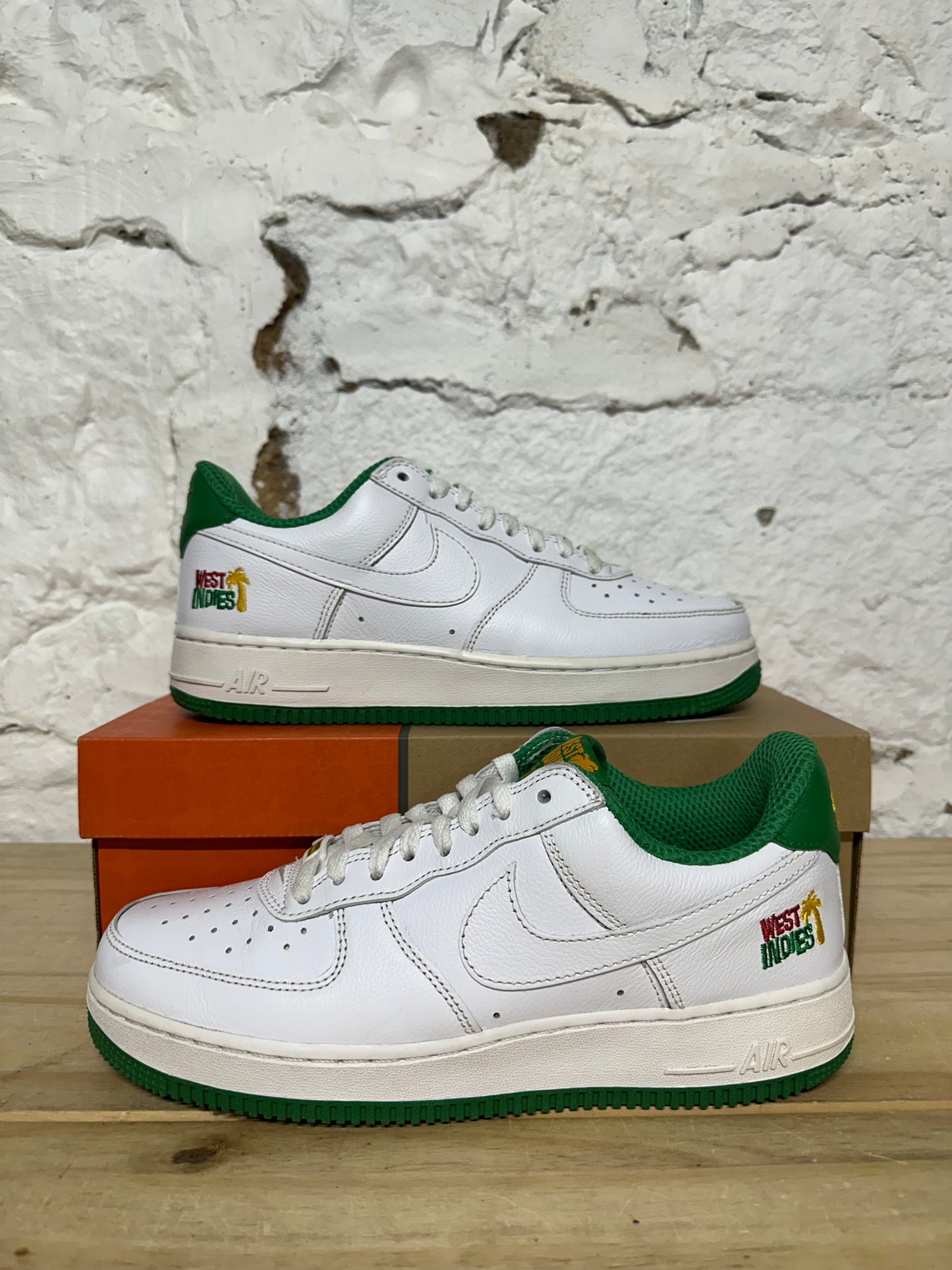 Nike Air Force 1 Low West Indies Sz 8.5