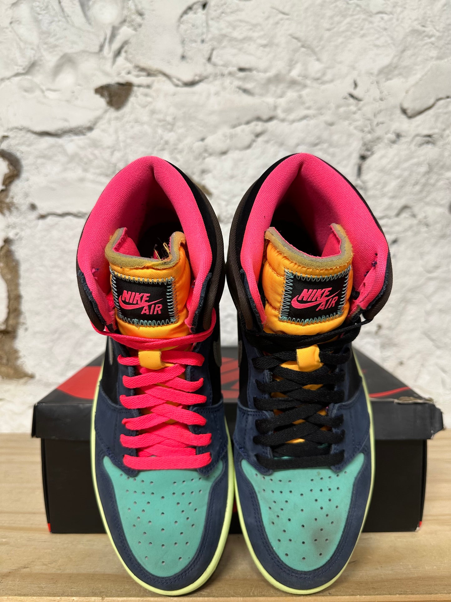 Air Jordan 1 High Tokyo Bio Hack Sz 9