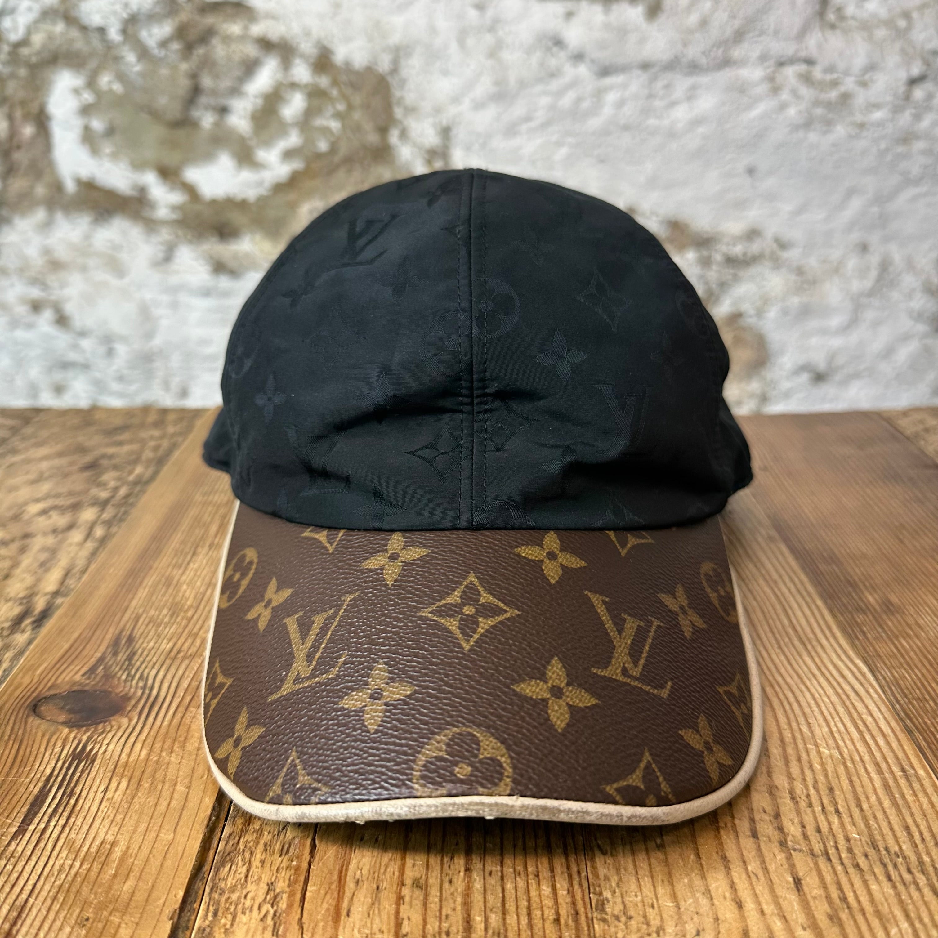 Louis Vuitton Black Brown Monogram Hat Sz L