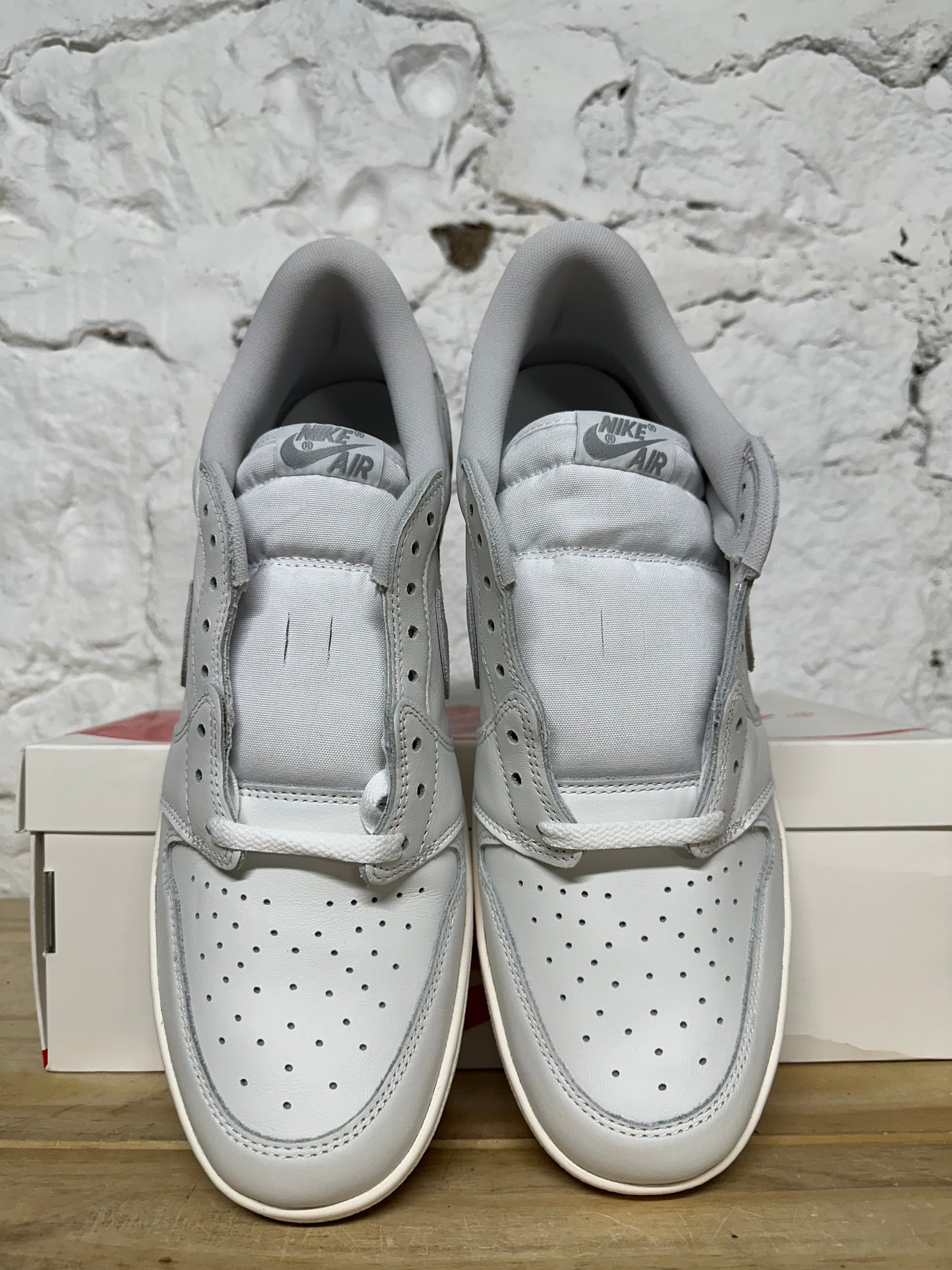 Air Jordan 1 Low Neutral Gray Sz 14 DS