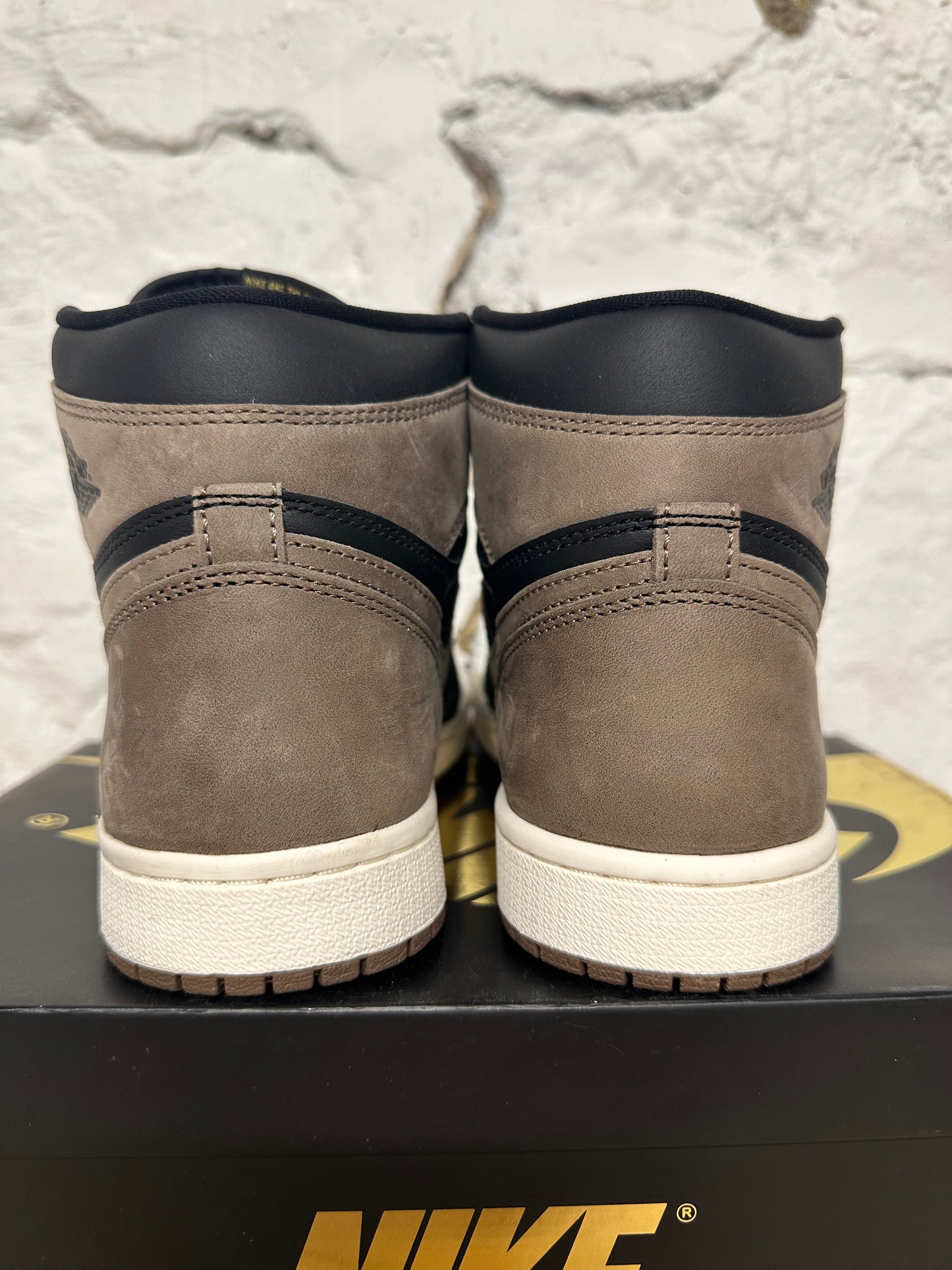 Air Jordan 1 High Palomino Sz 7.5 DS