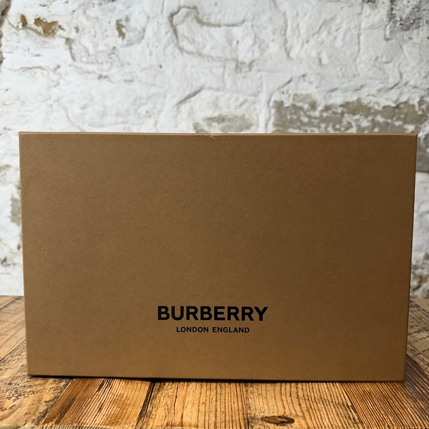 Burberry Jack Plaid White Sneaker Sz 7 (40)