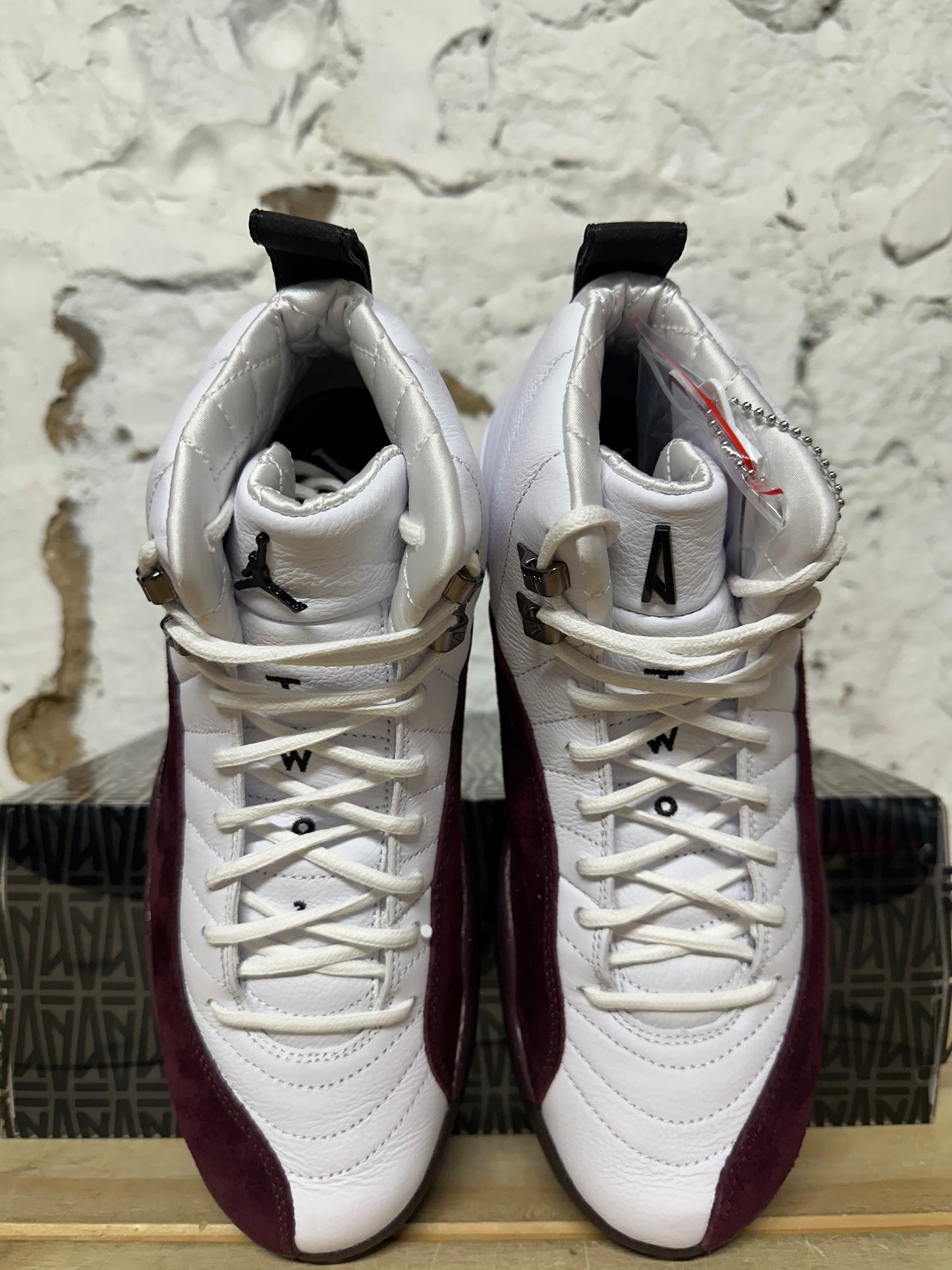 Air Jordan 12 A Ma Maniere White Sz 8.5 (10W) DS