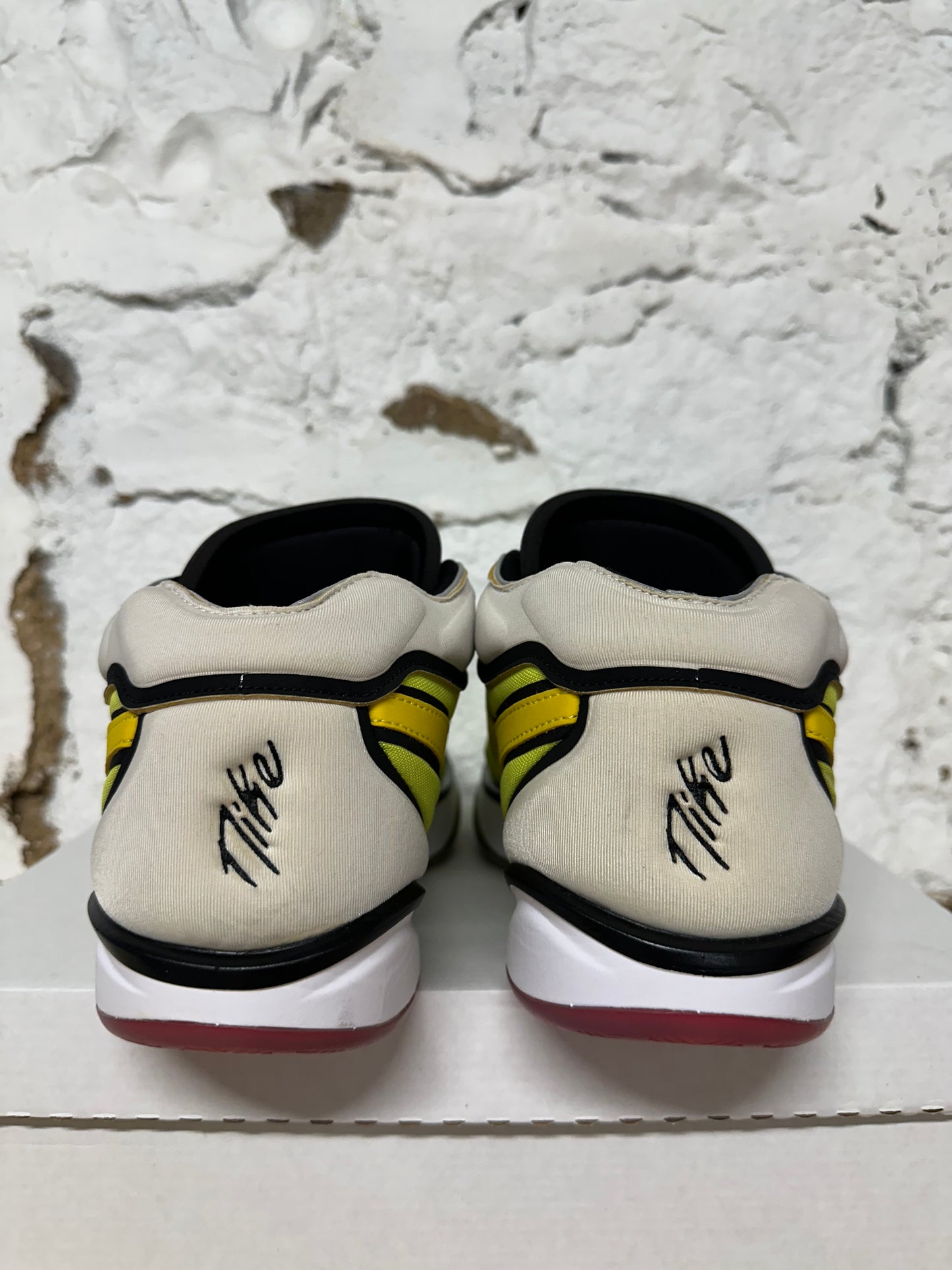 Nike Air Zoom GT Hustle 2 Talaria Sz 11