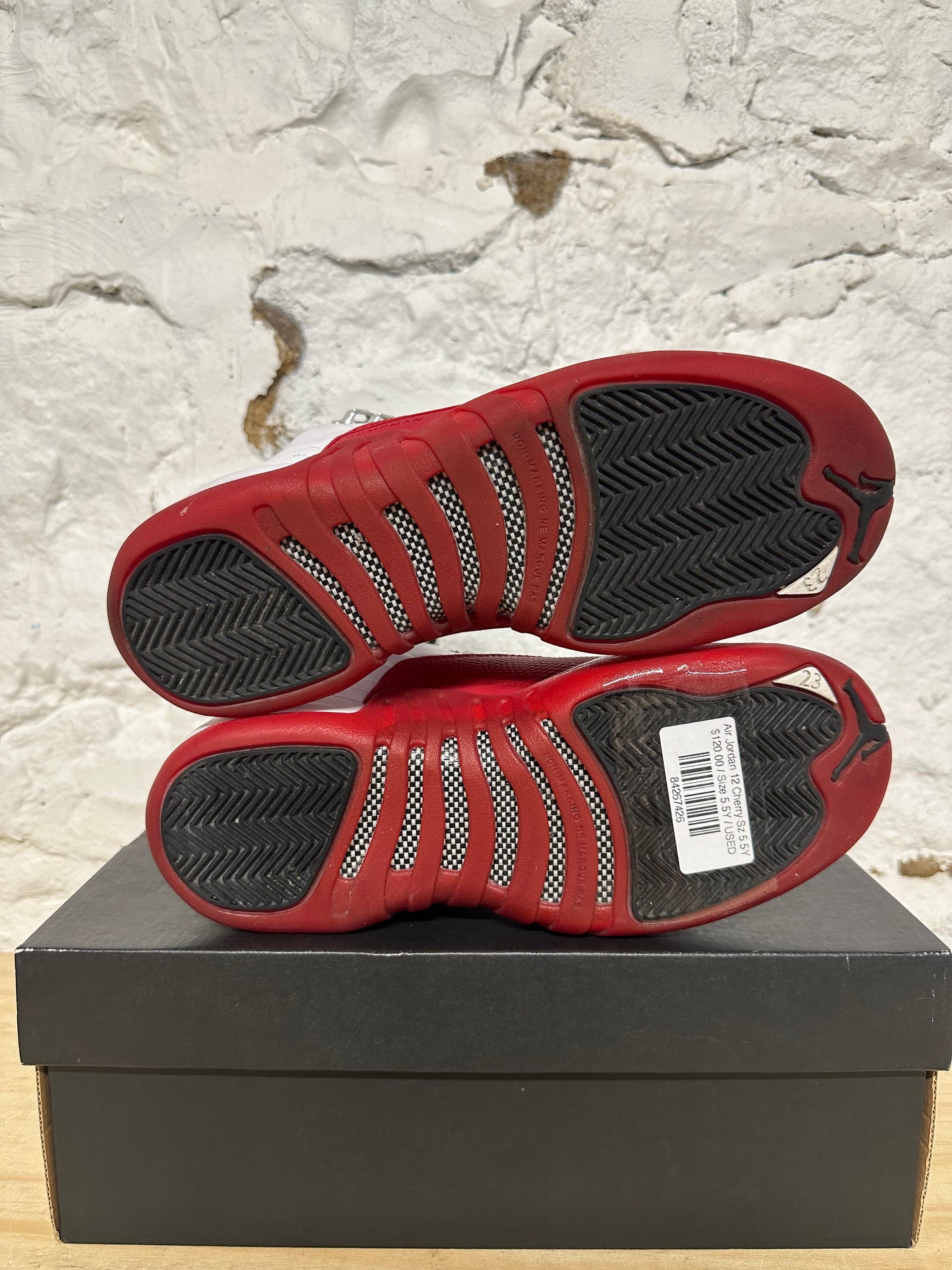 Air Jordan 12 Cherry Sz 5.5Y