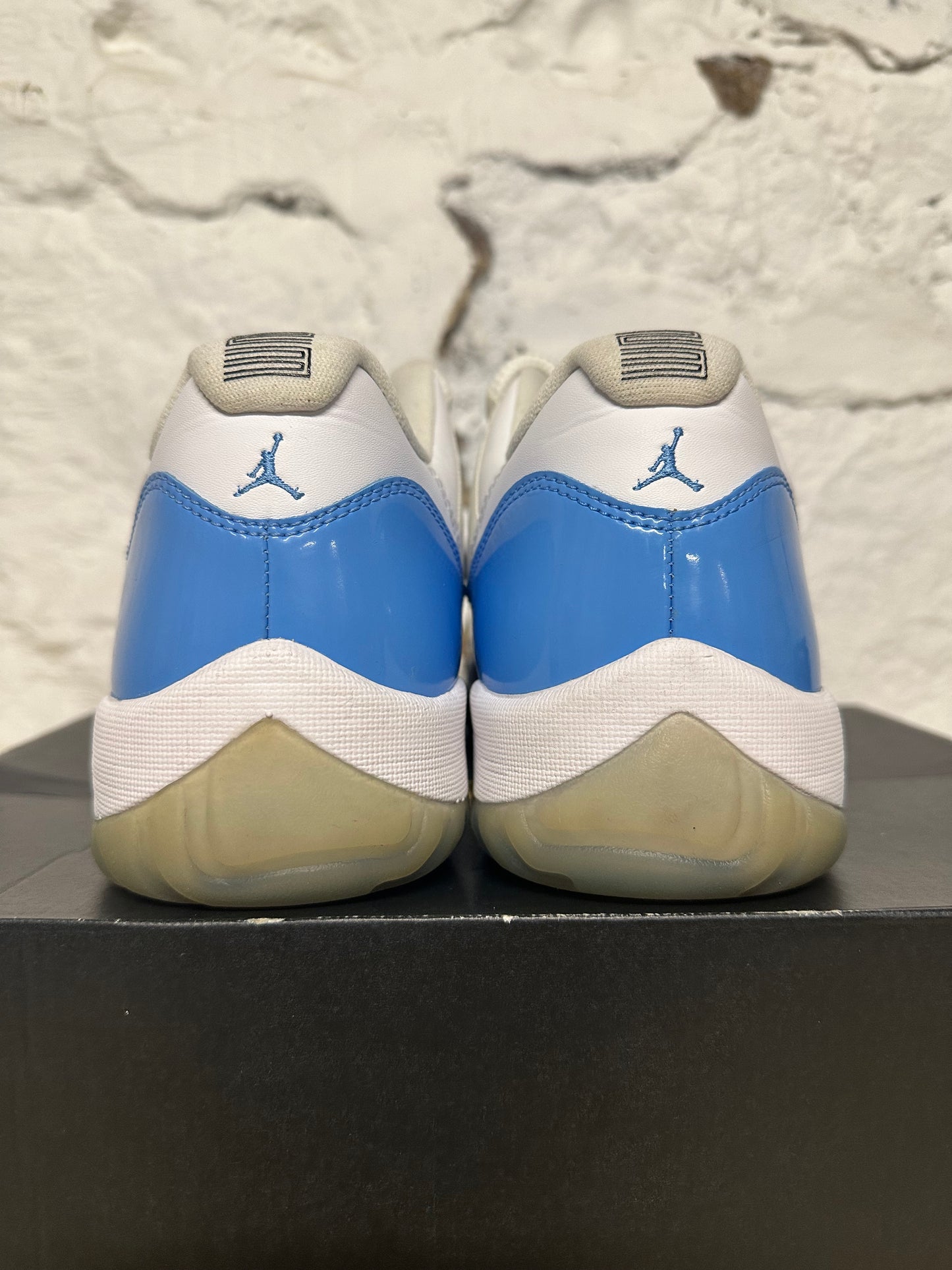 Air Jordan 11 Low UNC Sz 13