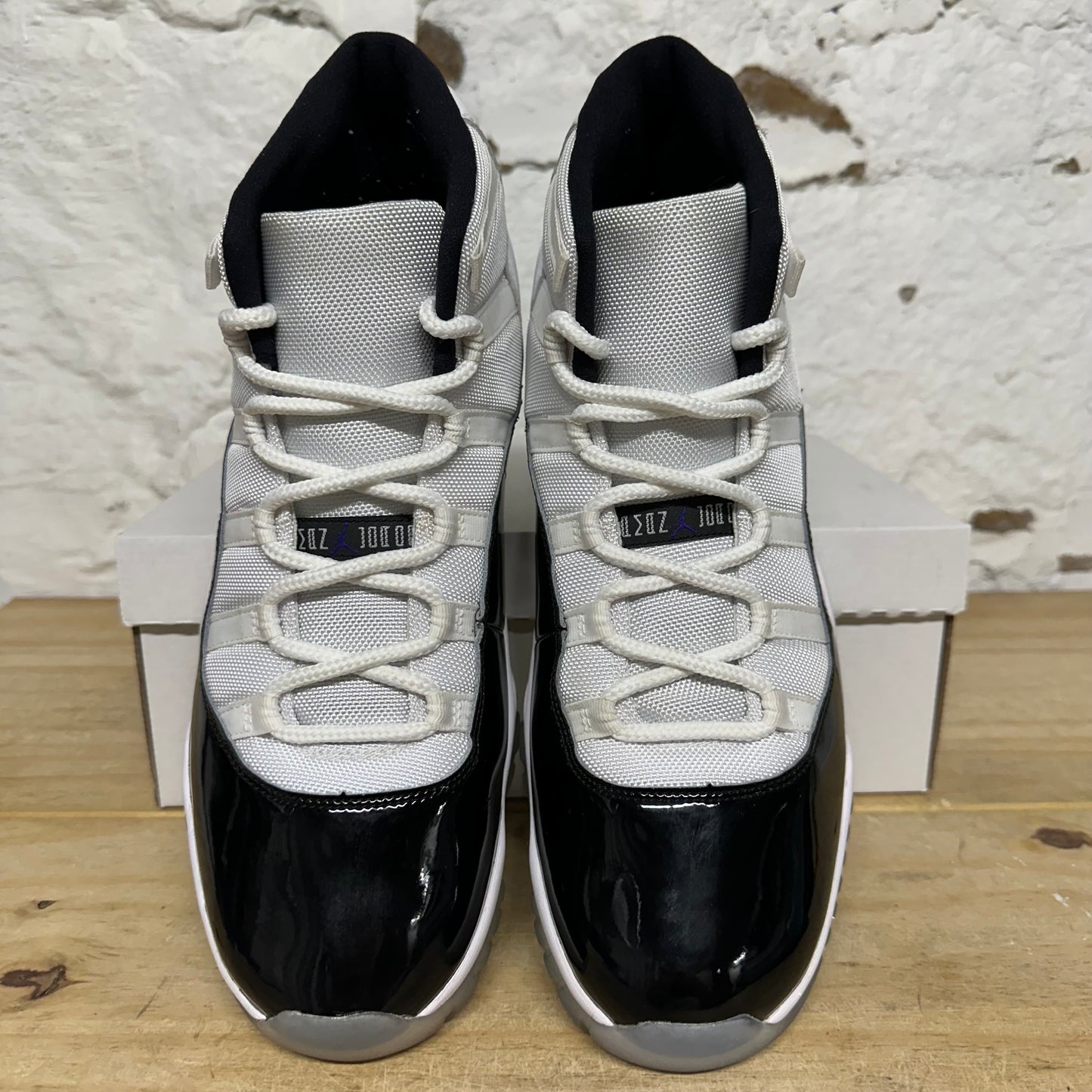 Air Jordan 11 High Concord Sz 13