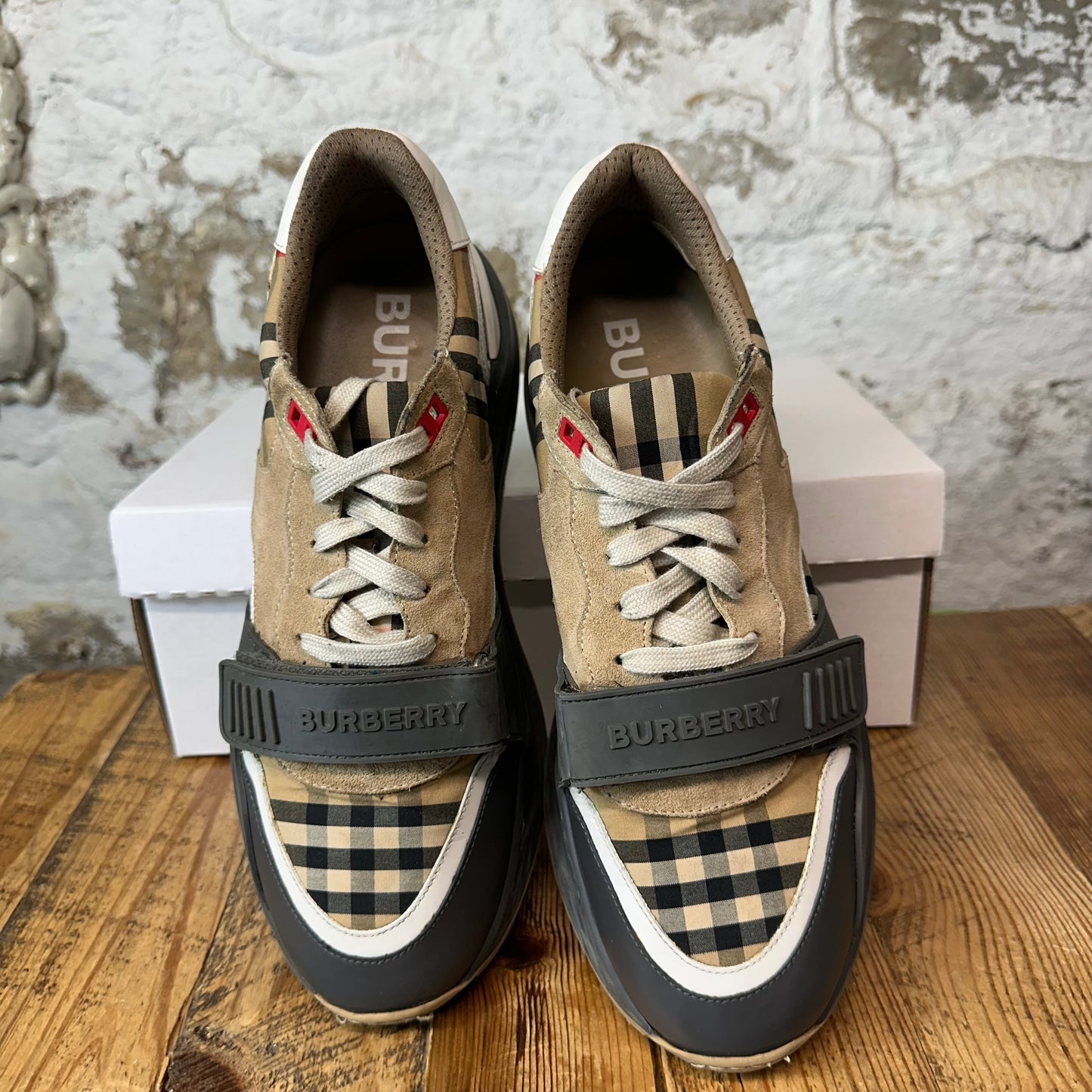 Burberry Ramsey Tan Plaid Grey Sneaker Sz 11 (44)