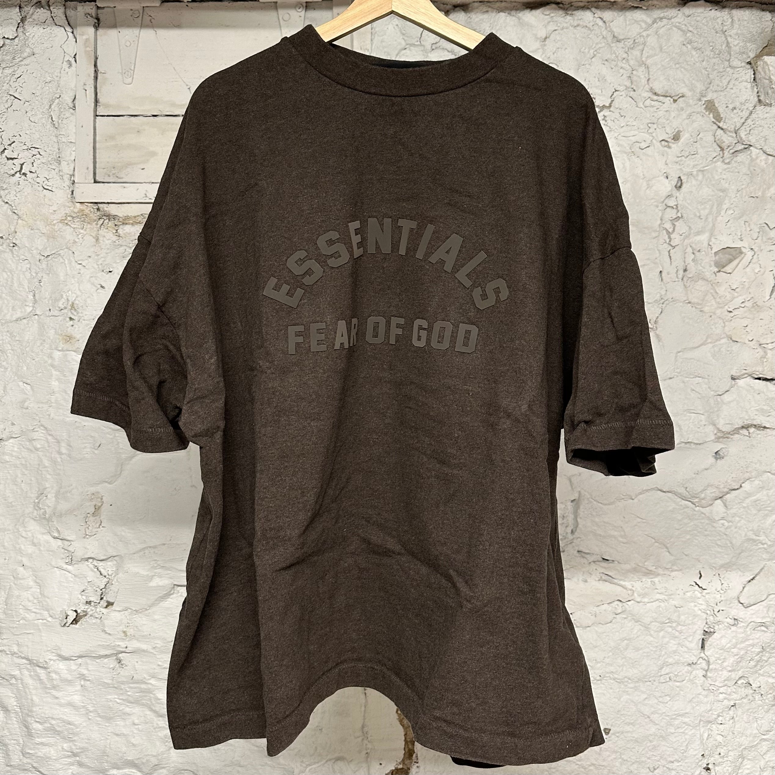 Fear of God Essentials Brown Arc Logo T-Shirt Sz L