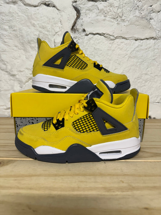 Air Jordan 4 Lightning Sz 4.5Y