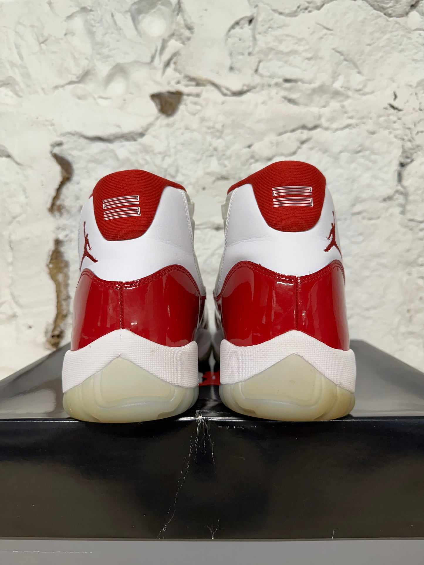 Air Jordan 11 High Cherry Sz 13