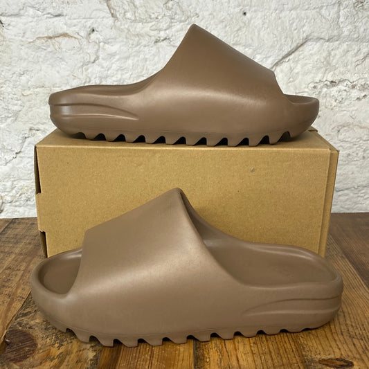 Yeezy Slide Earth Brown Sz 8 DS