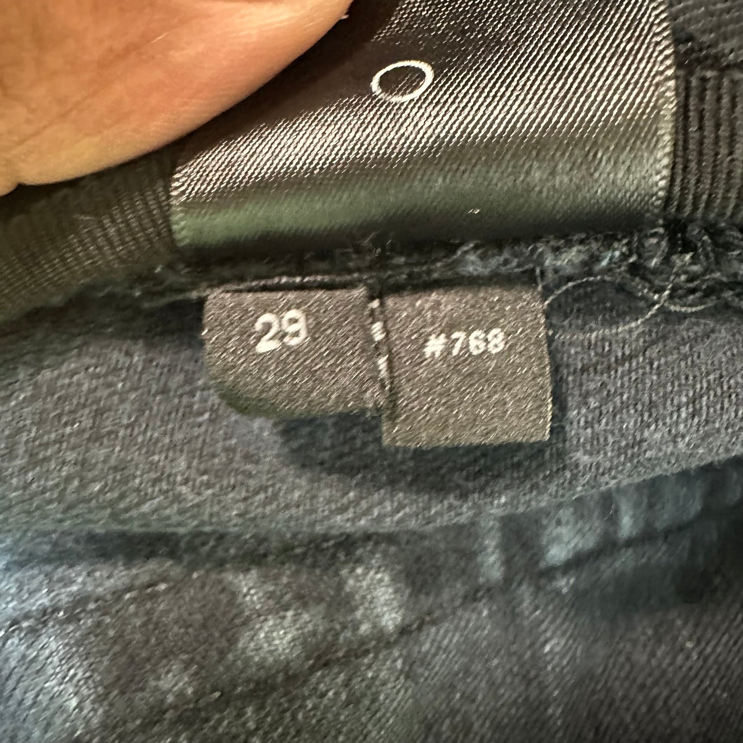 Amiri MX1 Camo Patch Black Denim Jeans Sz 29