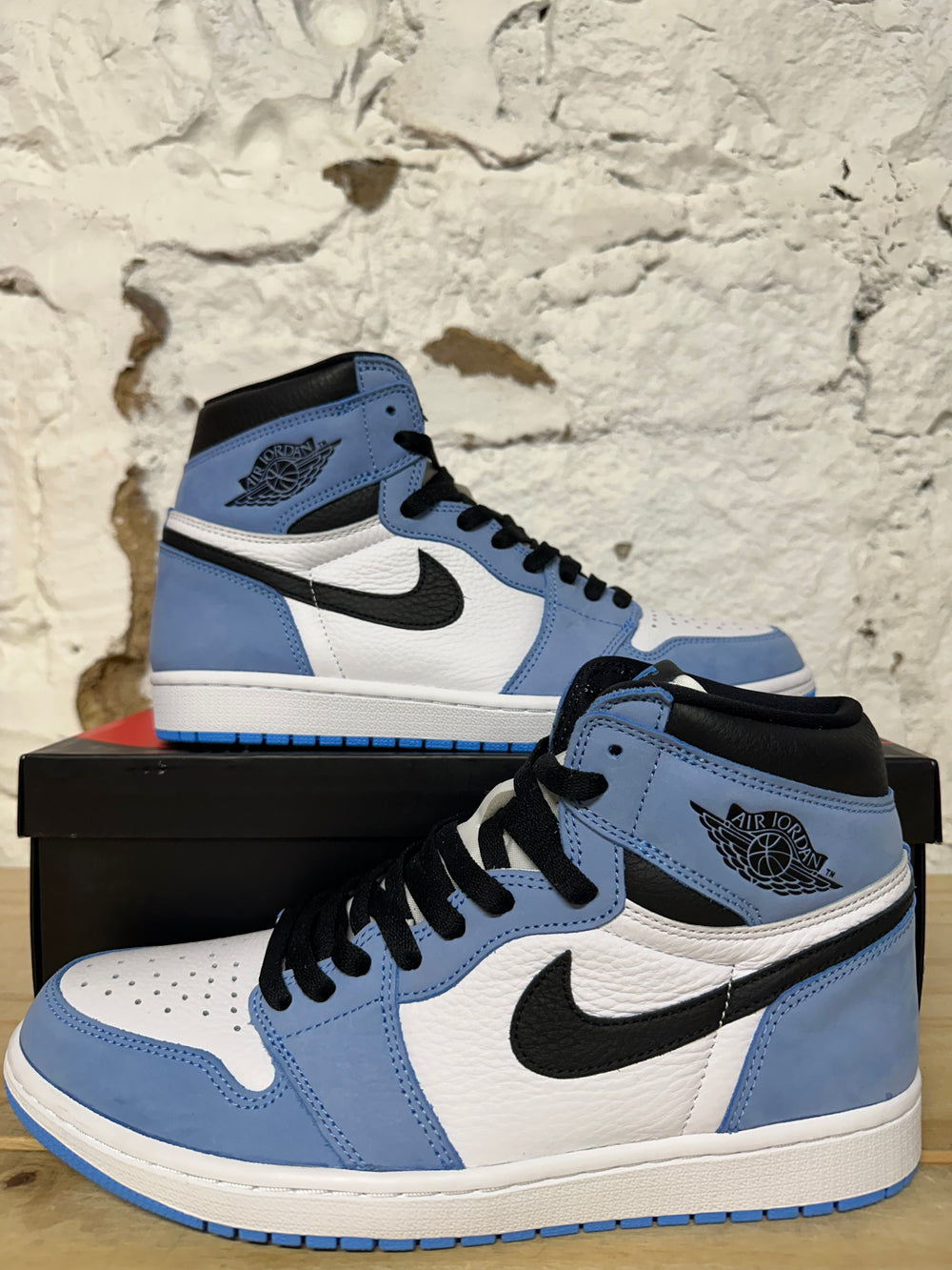 Air Jordan 1 High University Blue Sz 10.5 DS