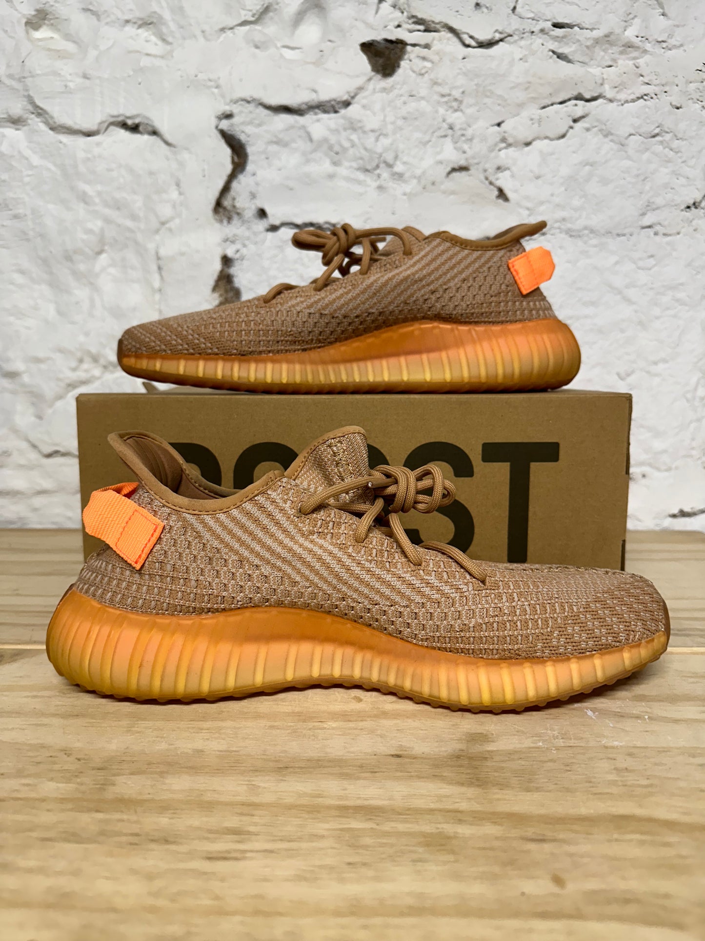Yeezy 350 V2 Clay Sz 11
