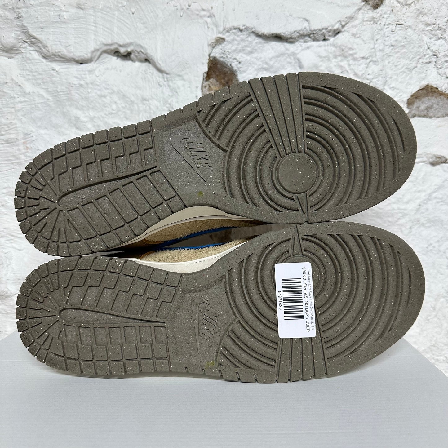 Nike Dunk Low size? Dark Driftwood Sz 9.5