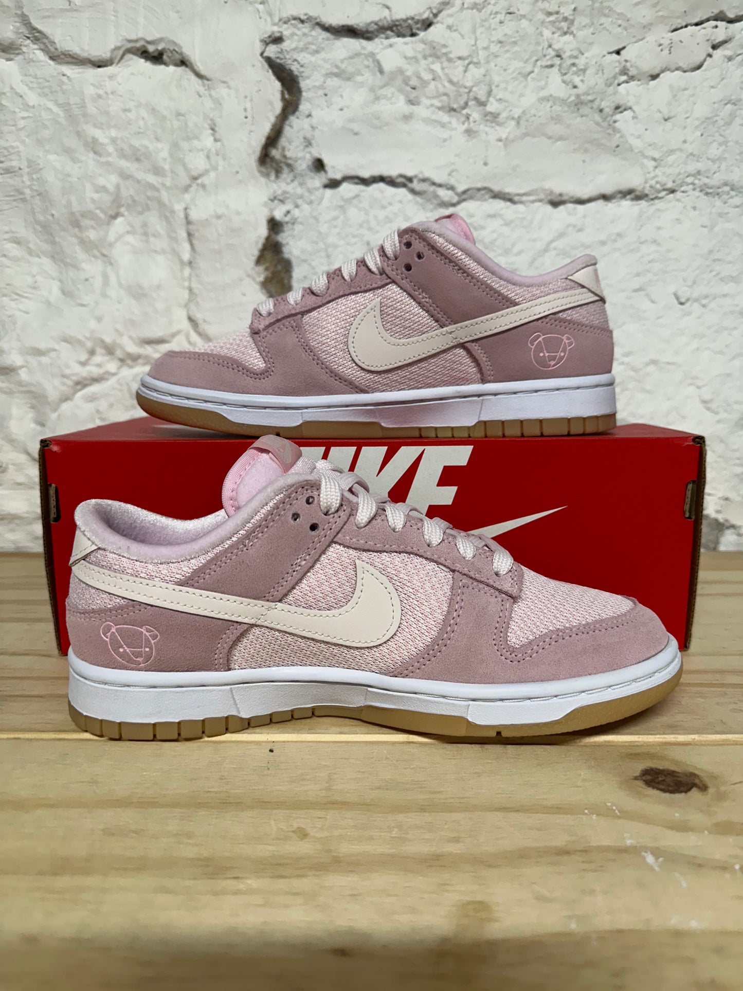 Nike Dunk Low Teddy Bear Soft Pink Sz 6 (7.5W) DS