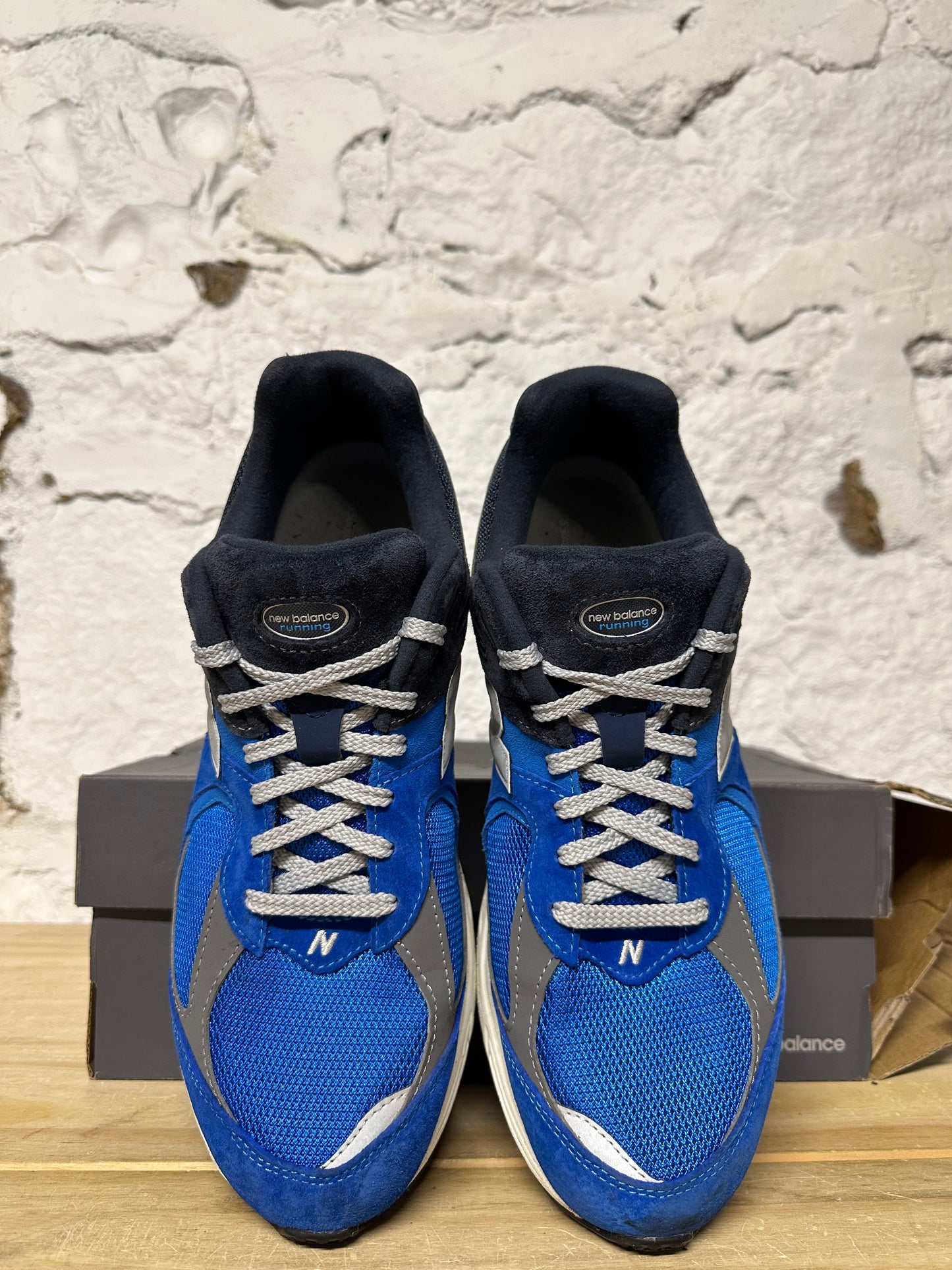 New Balance 2002R Royal Navy Sz 11