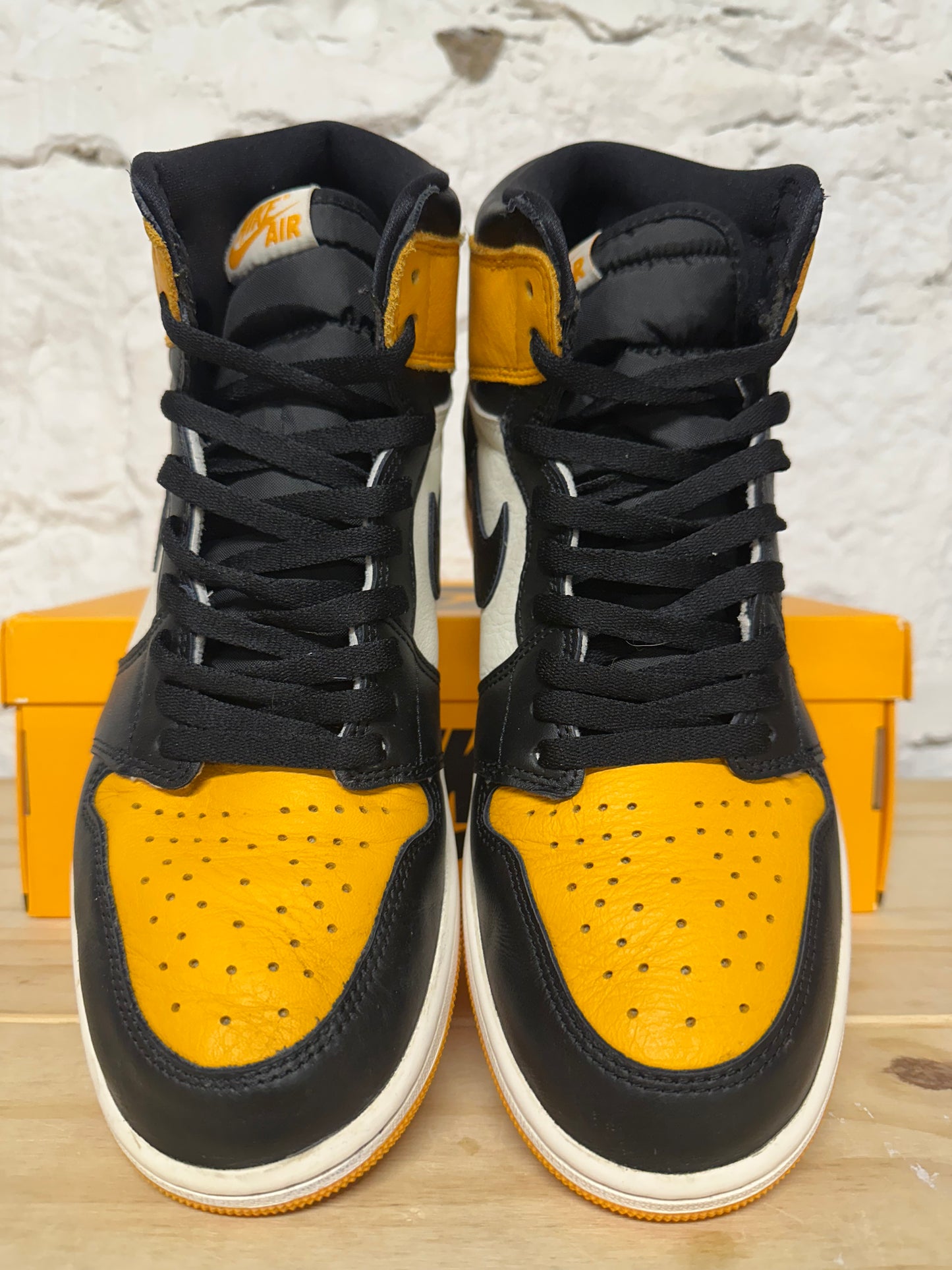 Air Jordan 1 High Taxi Sz 11