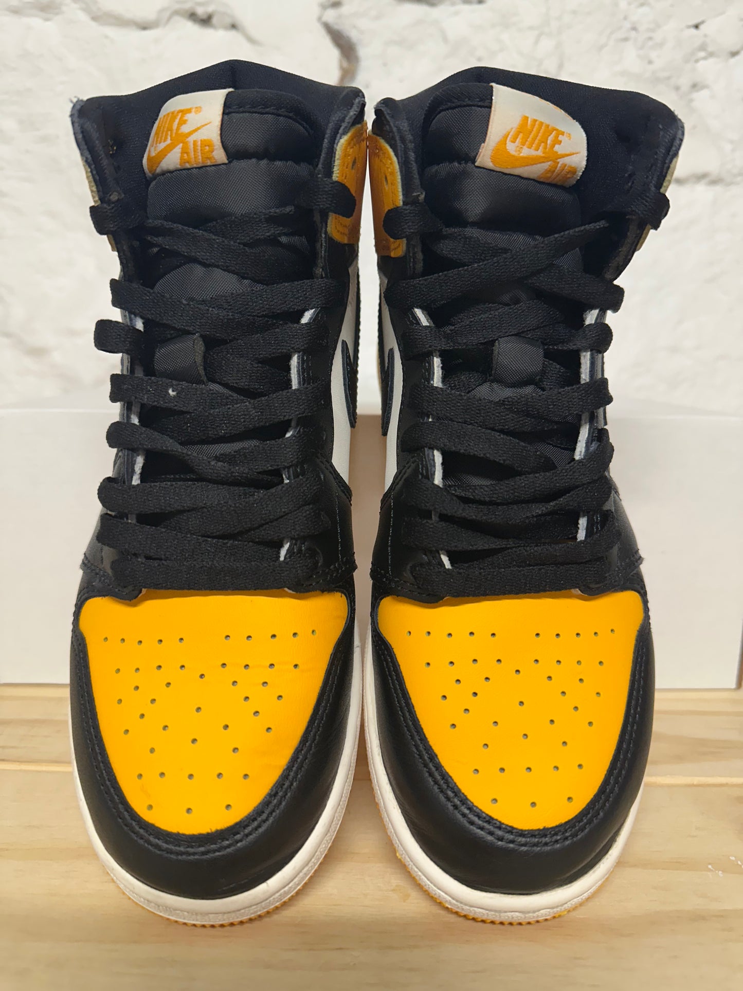Air Jordan 1 High Taxi Sz 6Y