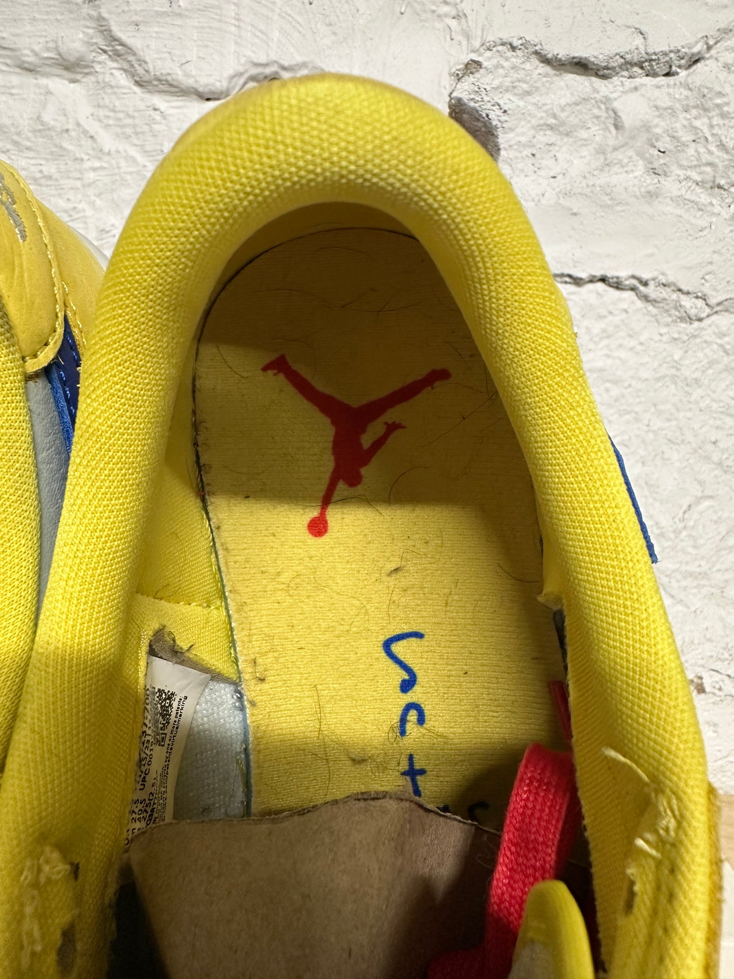 Air Jordan 1 Low Travis Scott Canary Sz 9 (10.5W)