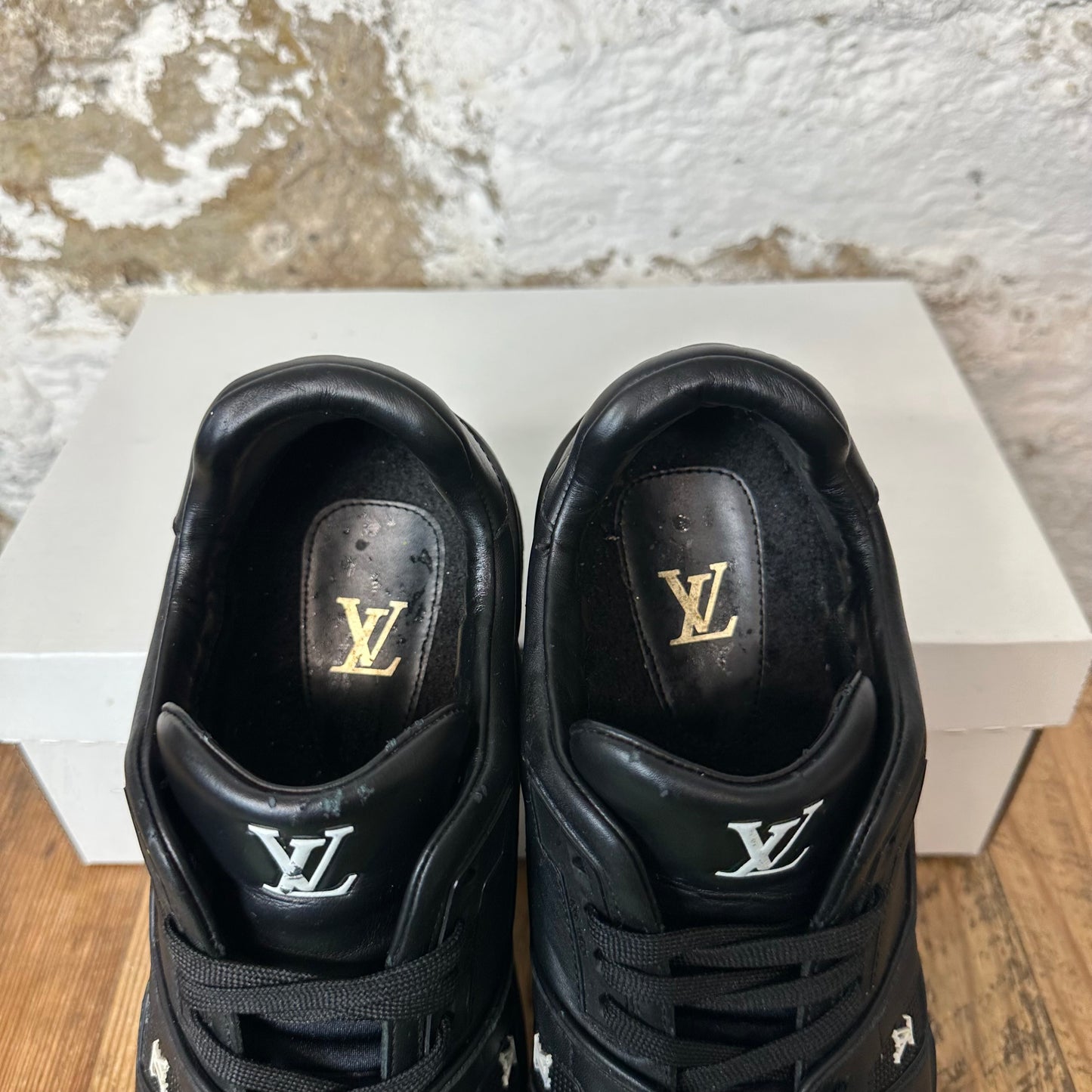 Louis Vuitton Triple Black Trainer Sneaker Sz 8.5 (7LV) No Box