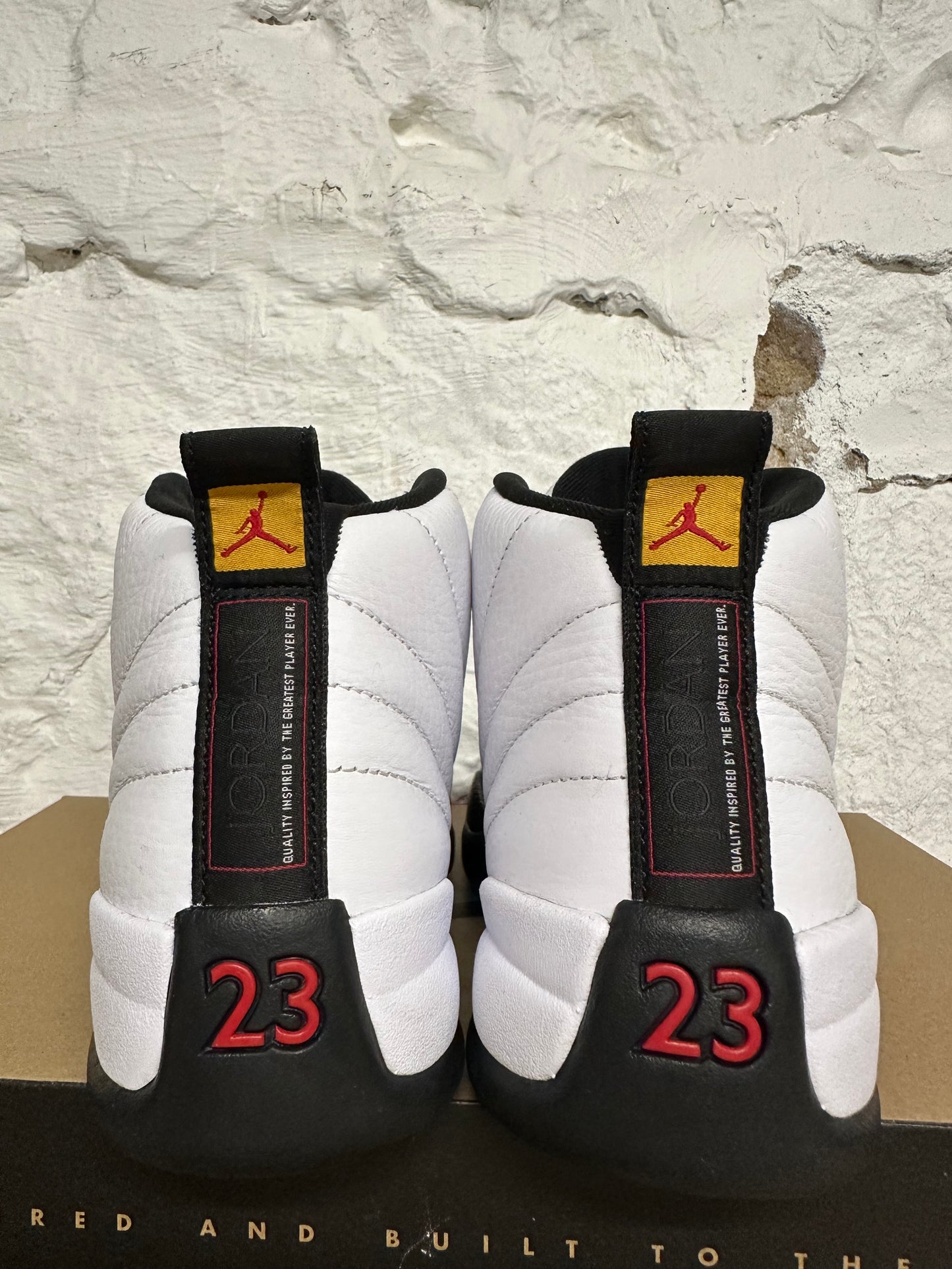 Air Jordan 12 Taxi Sz 8