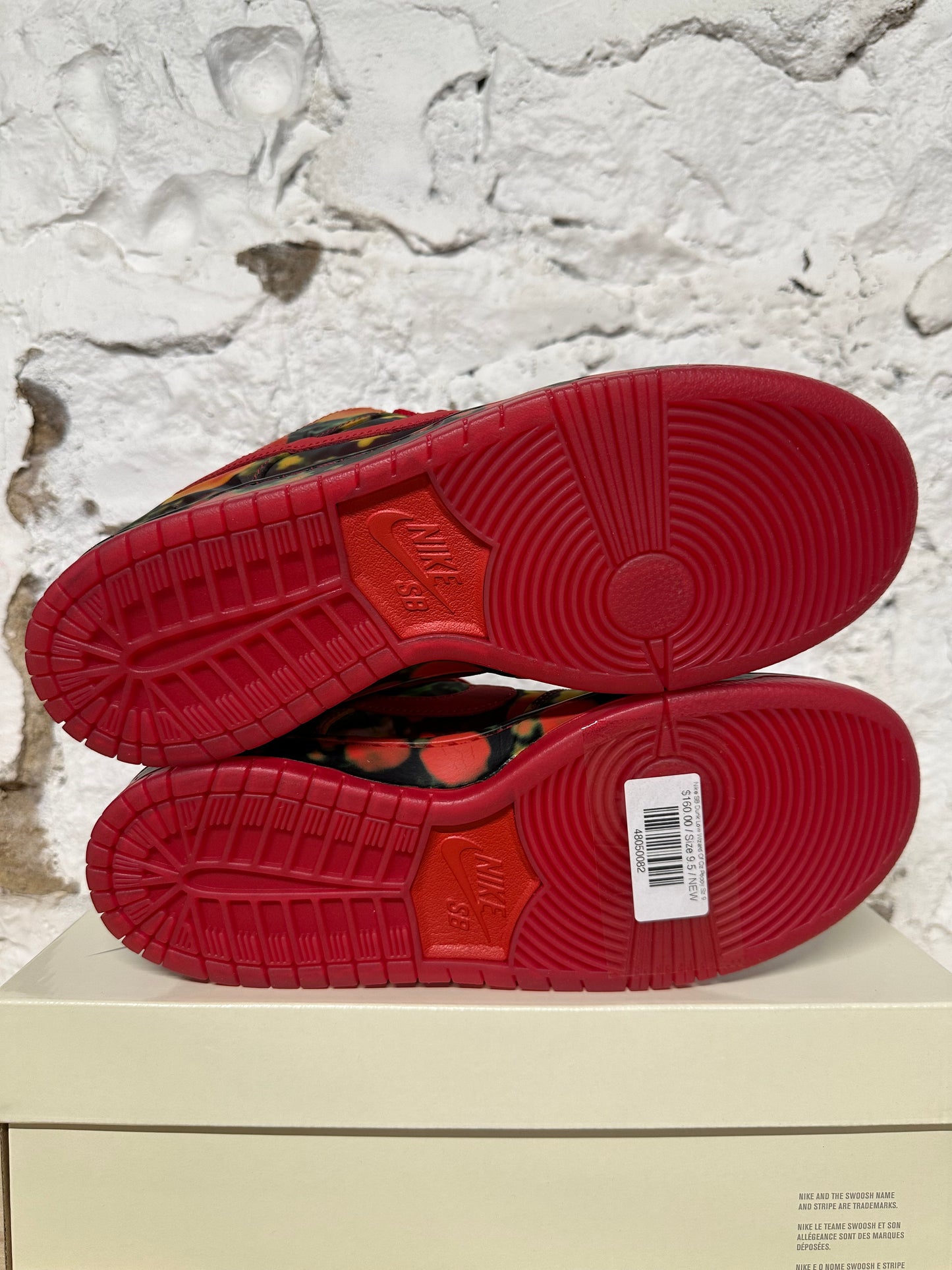 Nike SB Dunk Low Wizard Of Oz Poppy Sz 9.5 DS