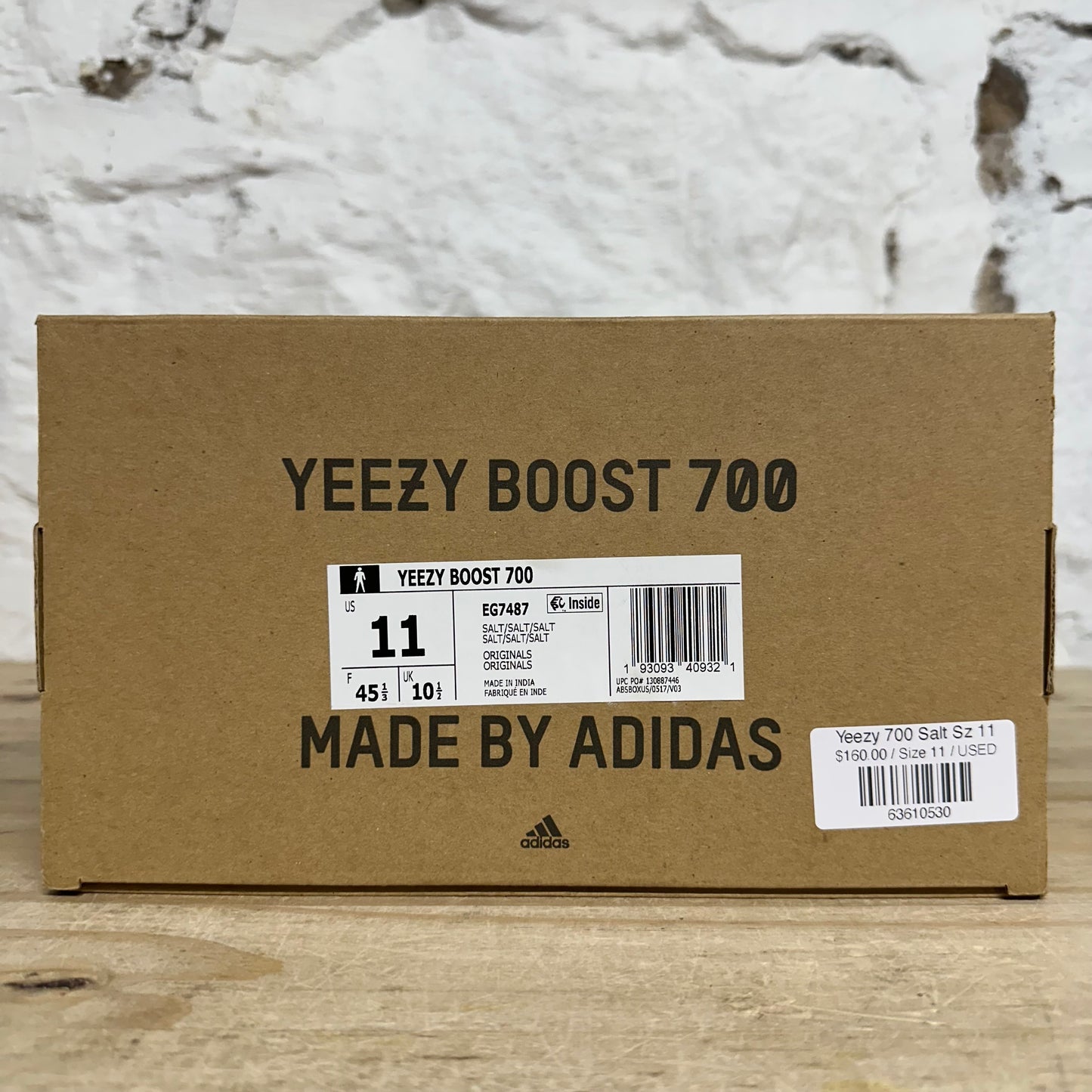 Yeezy 700 Salt Sz 11