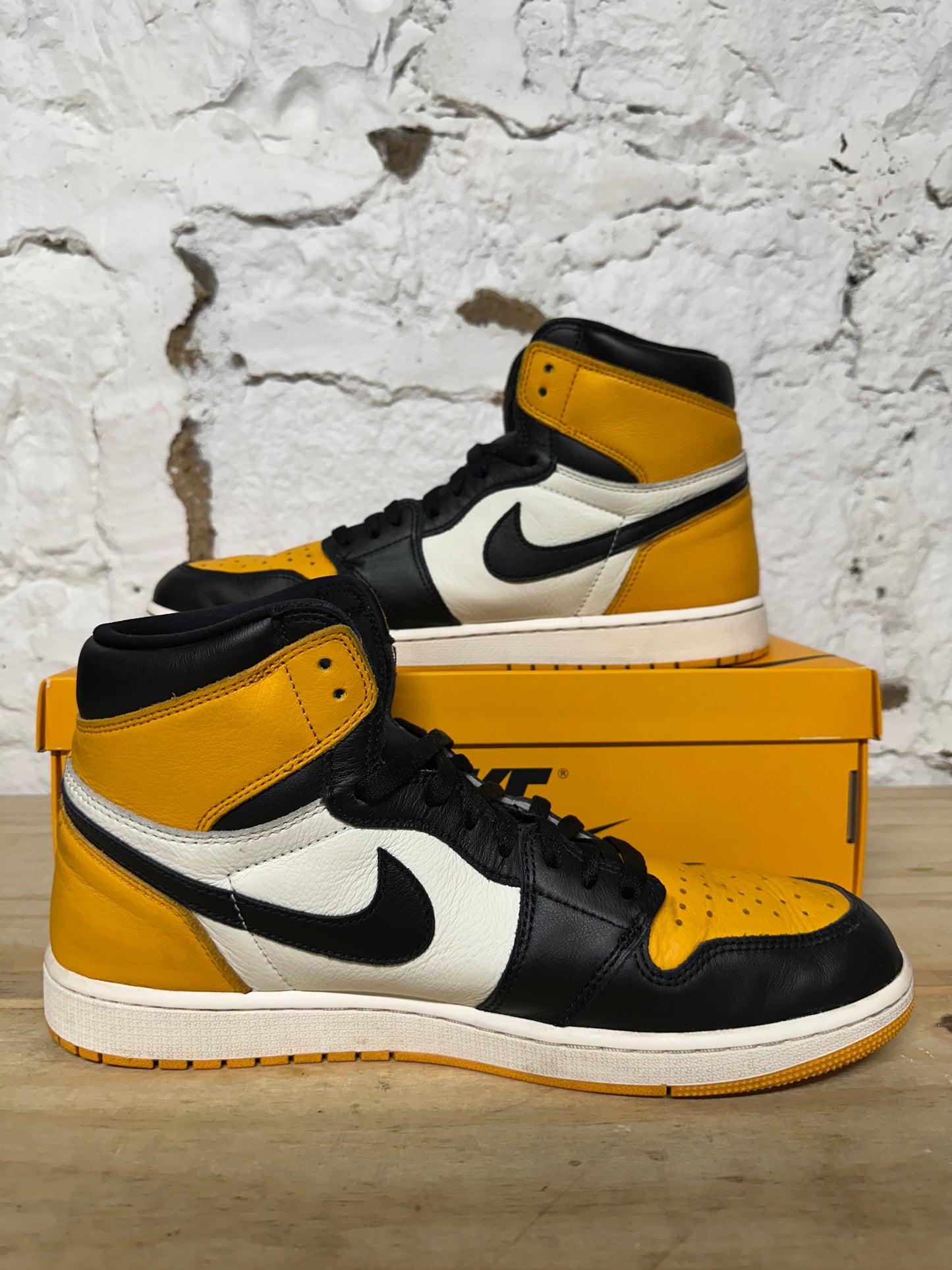 Air Jordan 1 High Taxi Sz 13